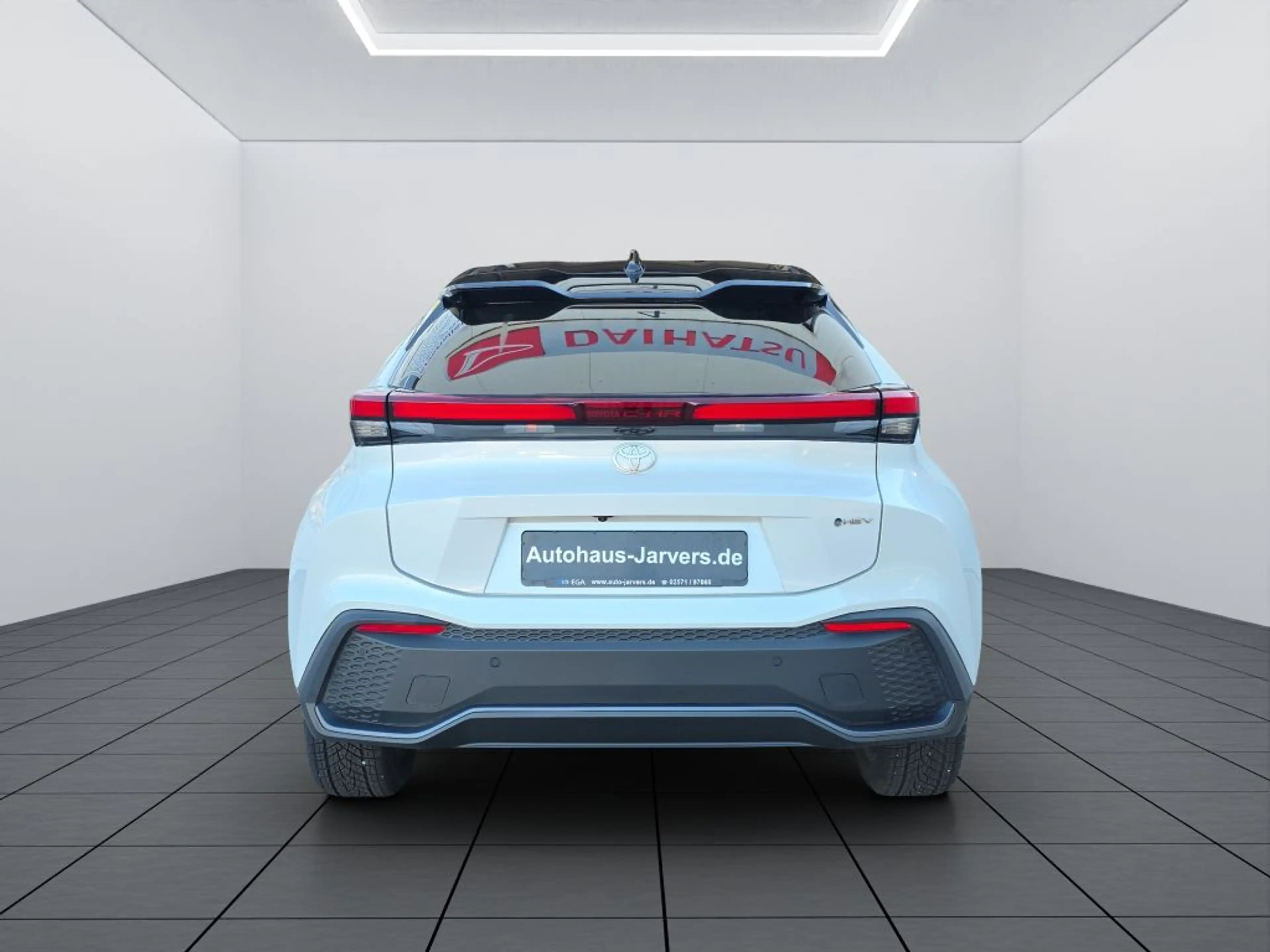 Toyota C-HR 1.8 Hybrid Teamplayer — photo 4