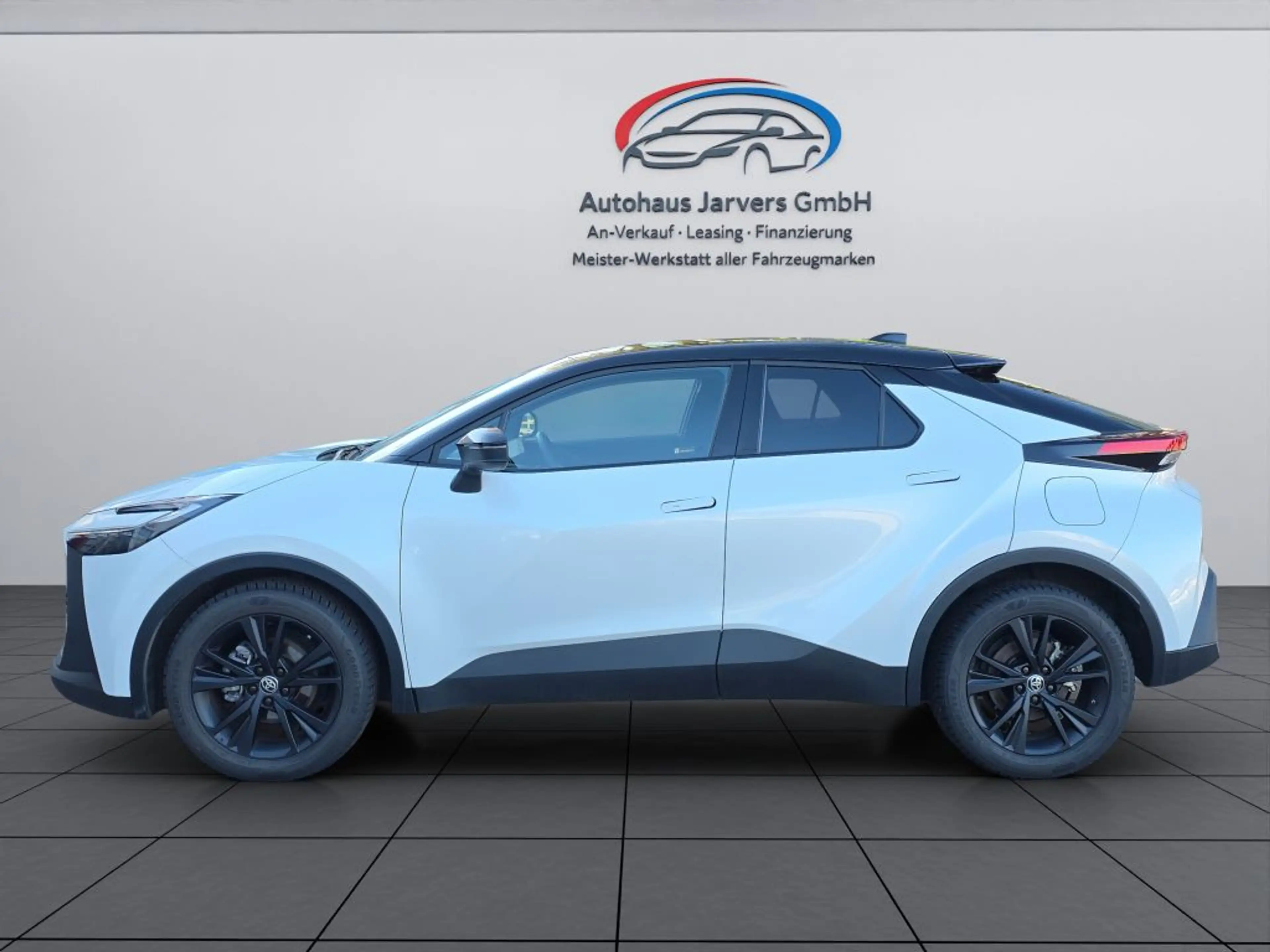 Toyota C-HR 1.8 Hybrid Teamplayer — photo 2