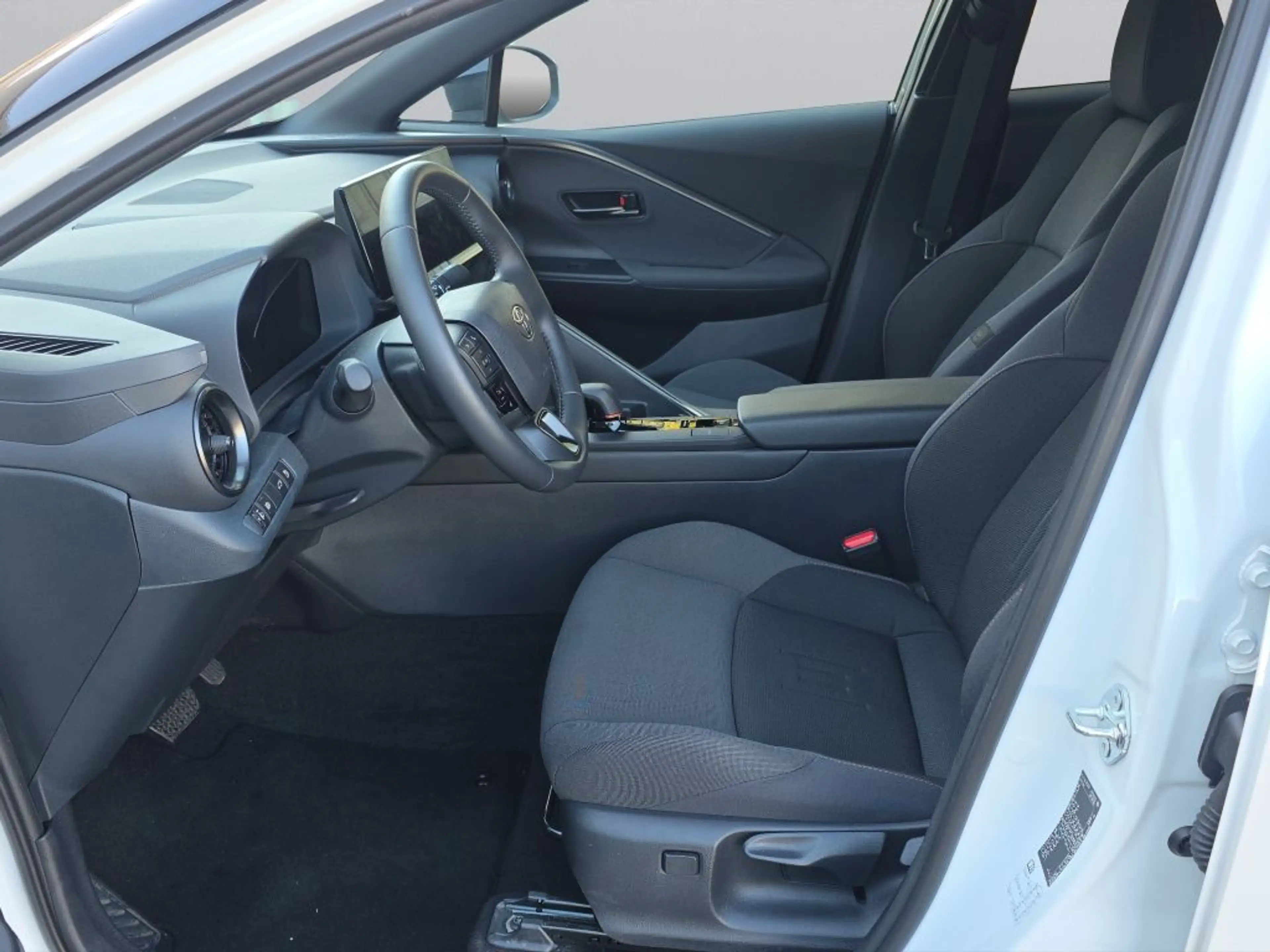 Toyota C-HR 1.8 Hybrid Teamplayer — photo 9