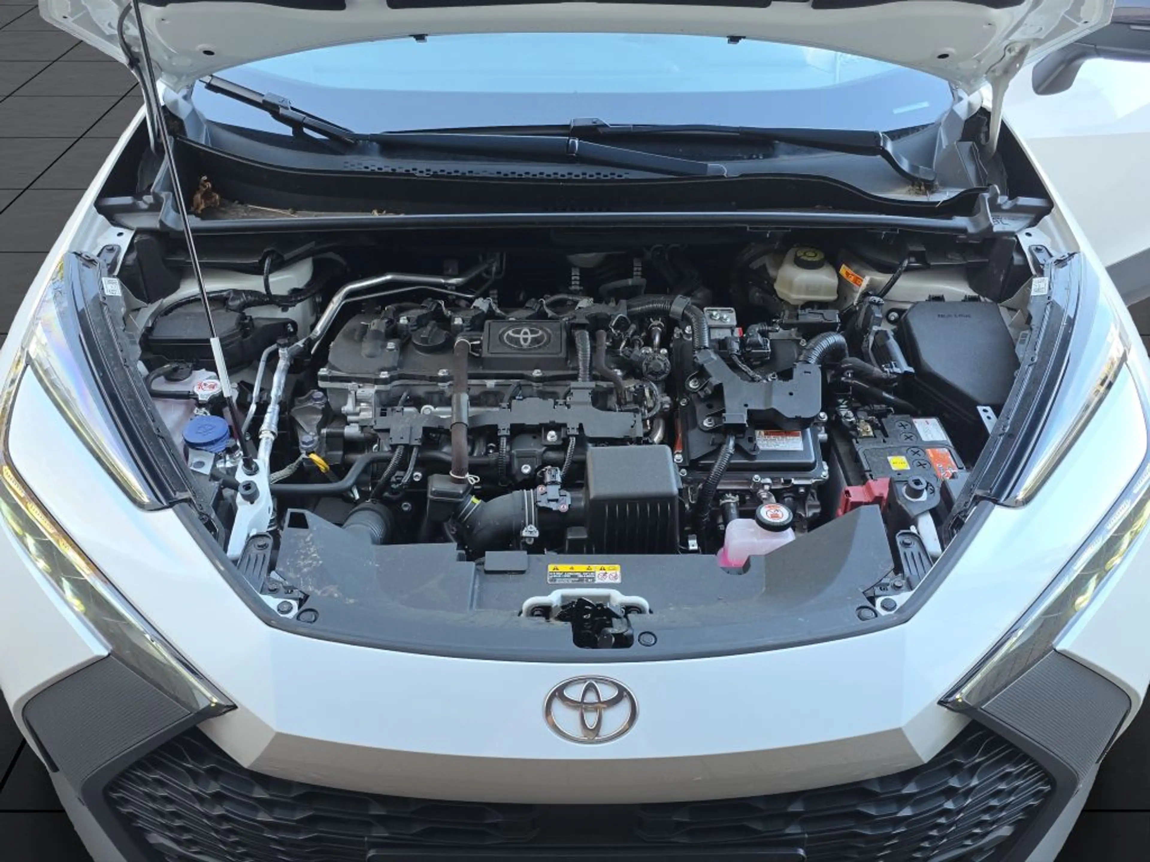 Toyota C-HR 1.8 Hybrid Teamplayer — photo 26