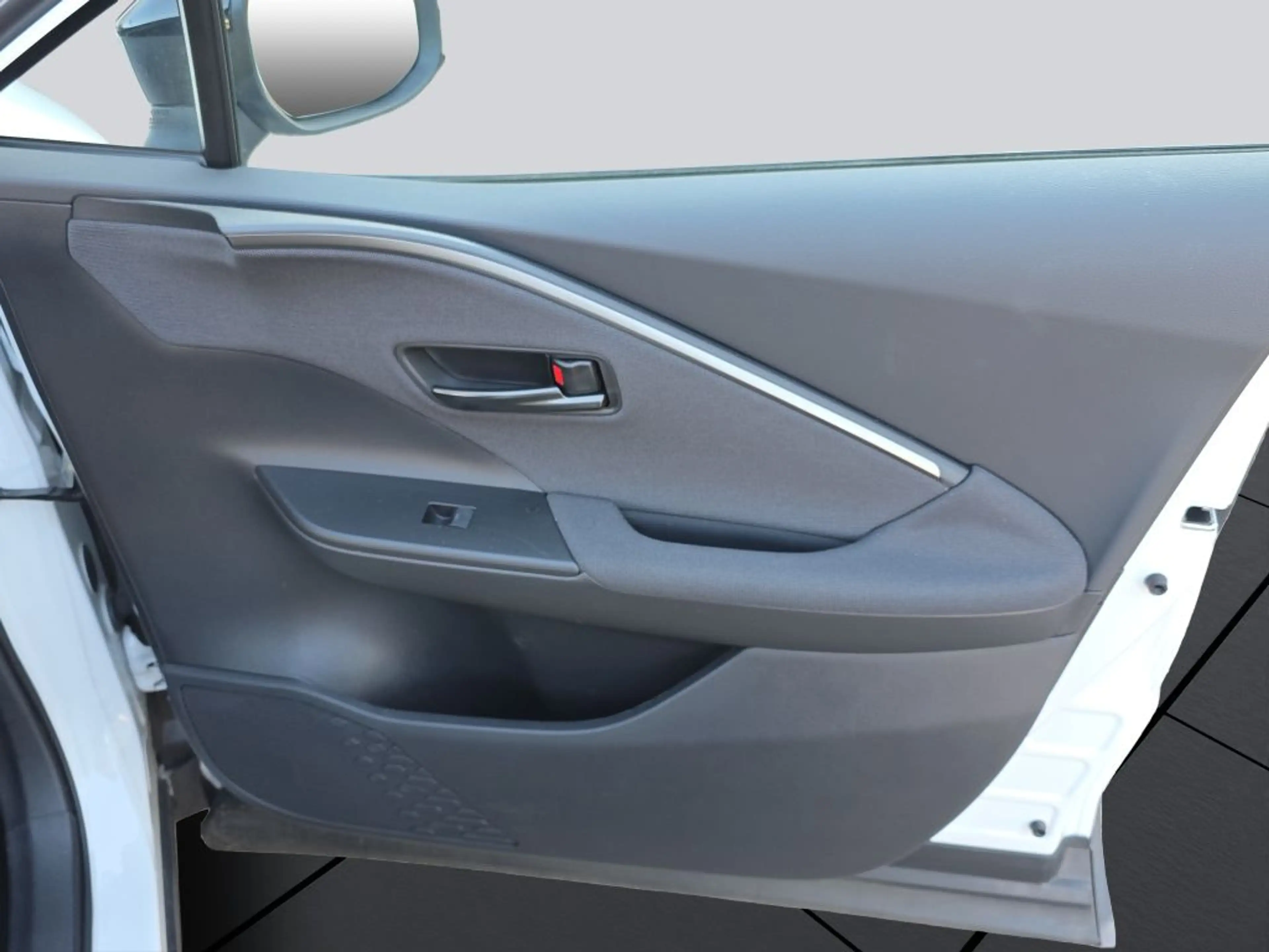 Toyota C-HR 1.8 Hybrid Teamplayer — photo 13