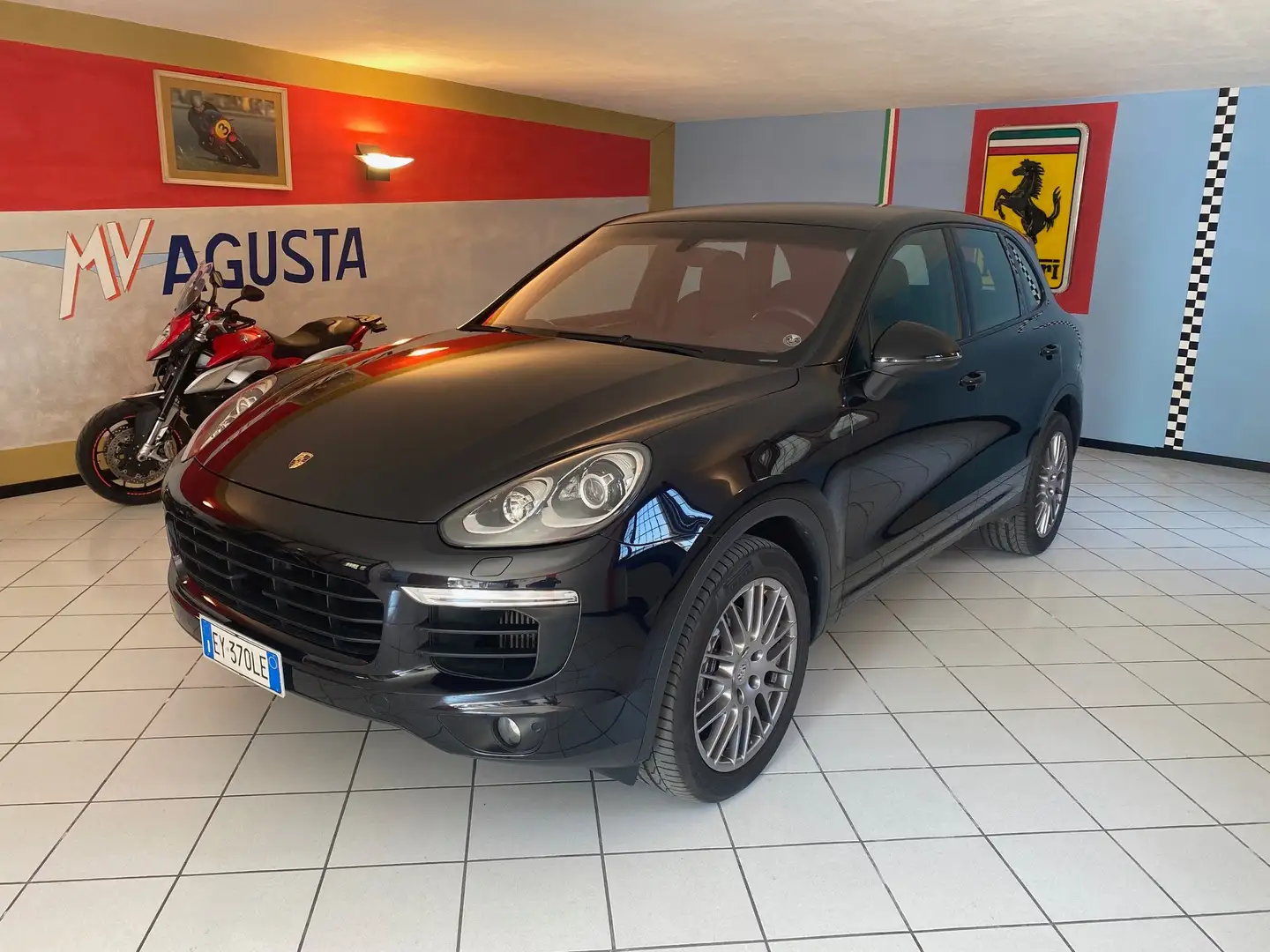 Porsche Cayenne 3.0 BOOK SERVICE PORSCHE, PASM SPORT CHRONO, RADAR Noir - 1