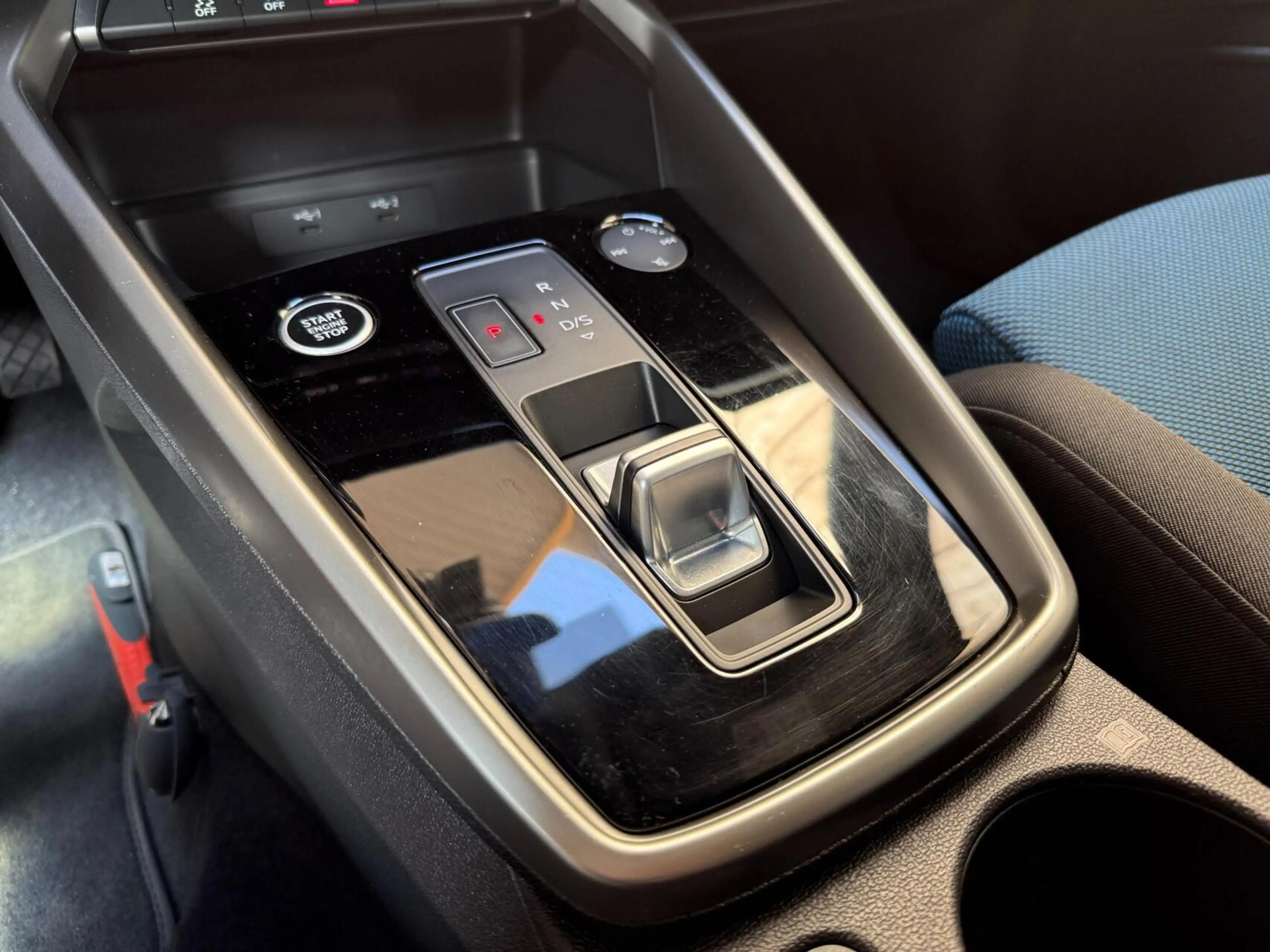 Audi A3 Sportback 30 TFSI Advanced edition Automaat | Spor — photo 28