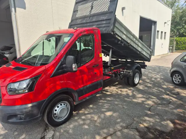 Ford Transit view 6