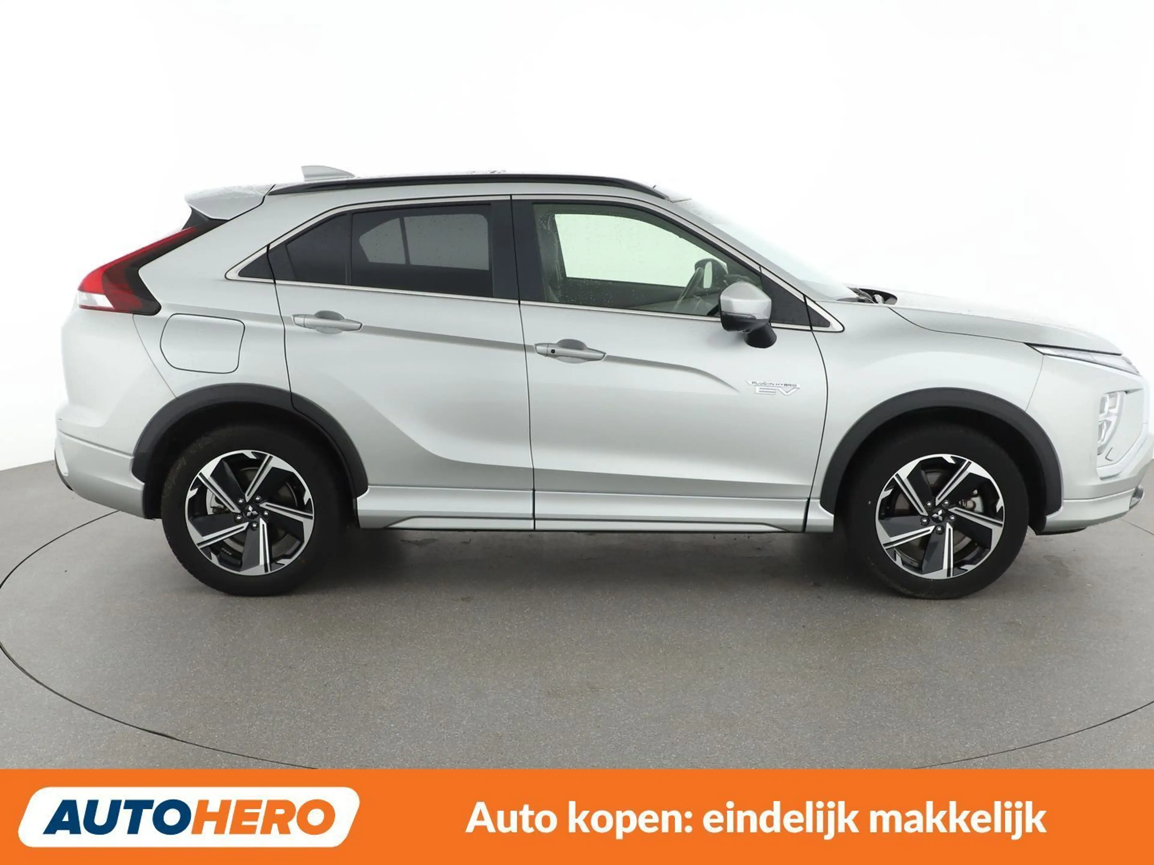 Mitsubishi Eclipse Cross 2.4 Plug-in Hybrid Top 4WD — photo 8