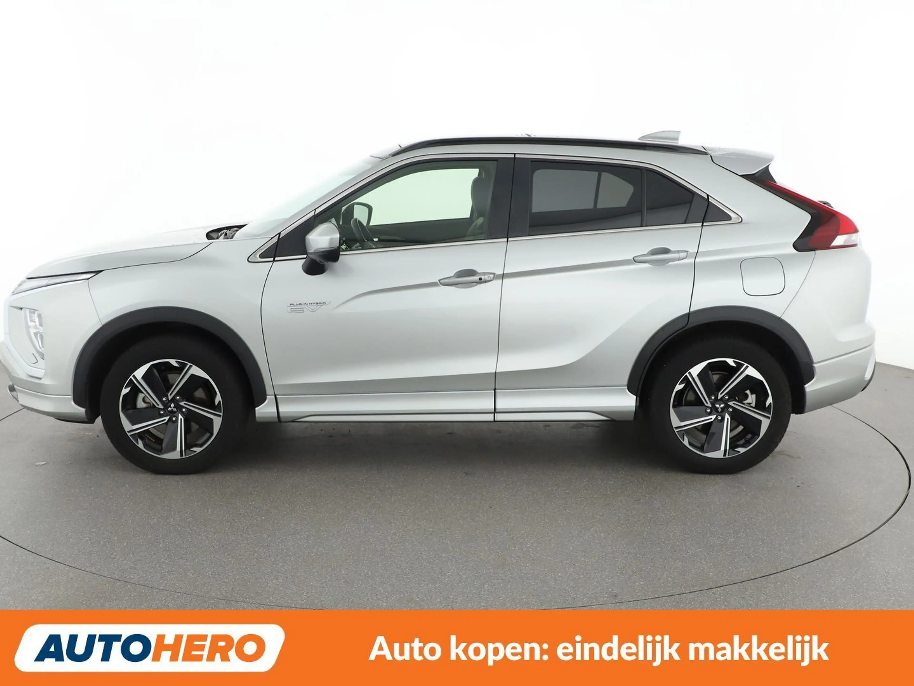 Mitsubishi Eclipse Cross 2.4 Plug-in Hybrid Top 4WD — photo 3