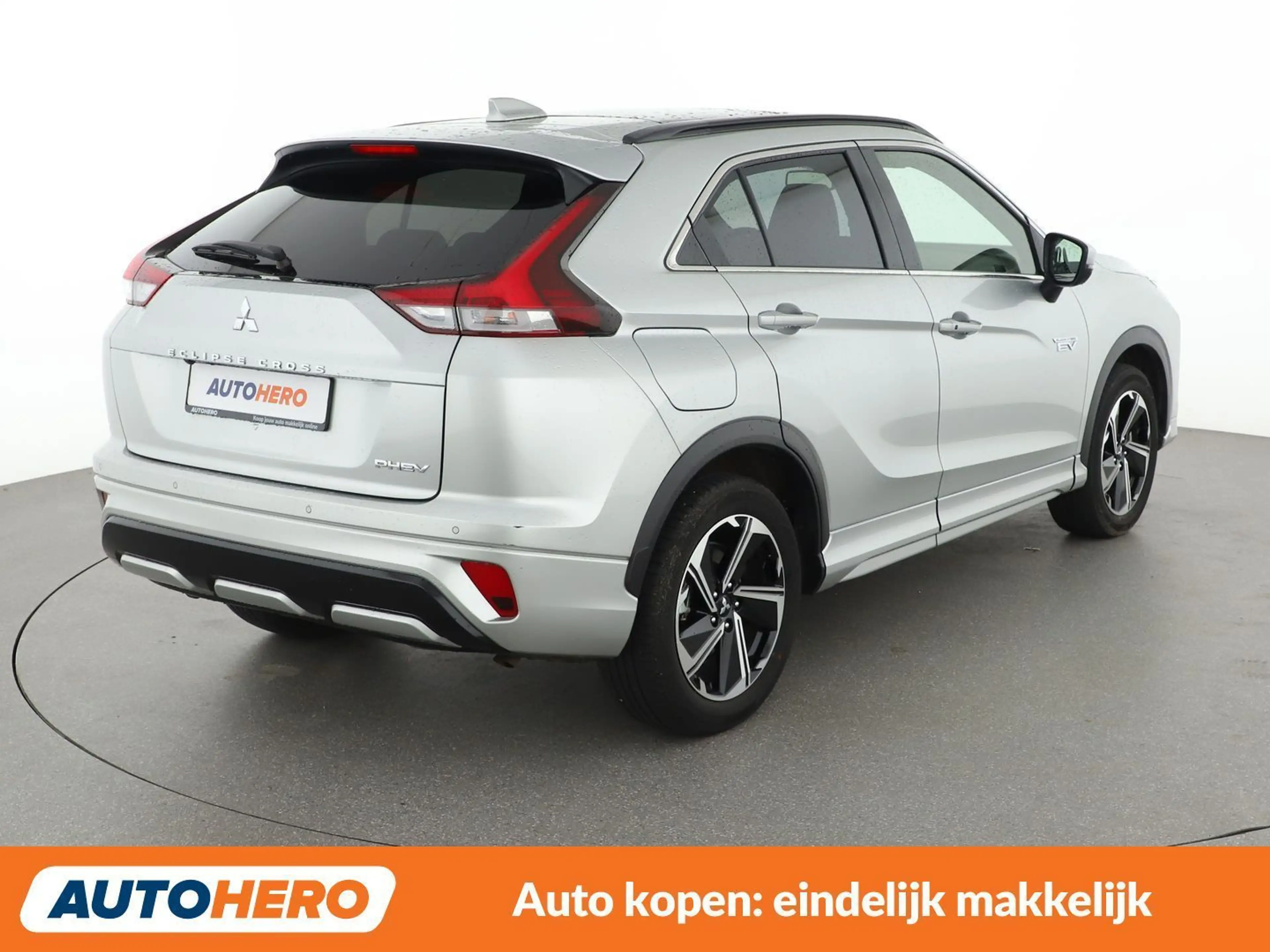 Mitsubishi Eclipse Cross 2.4 Plug-in Hybrid Top 4WD — photo 7