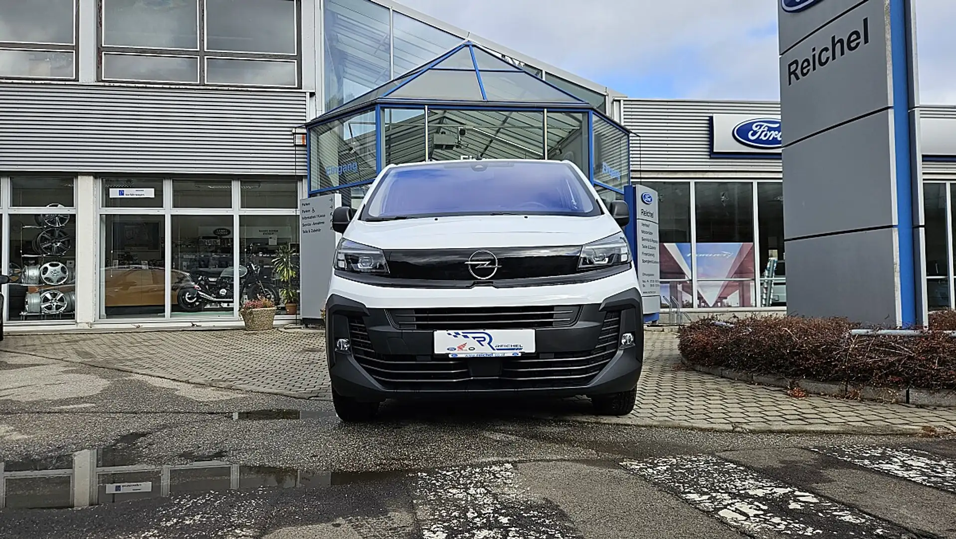 Opel Vivaro Kombi 2,0 Diesel S&S Aut. Weiß - 2