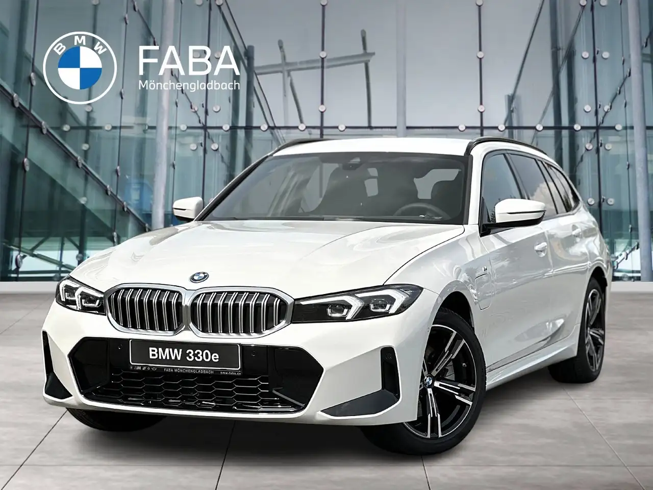 BMW 330