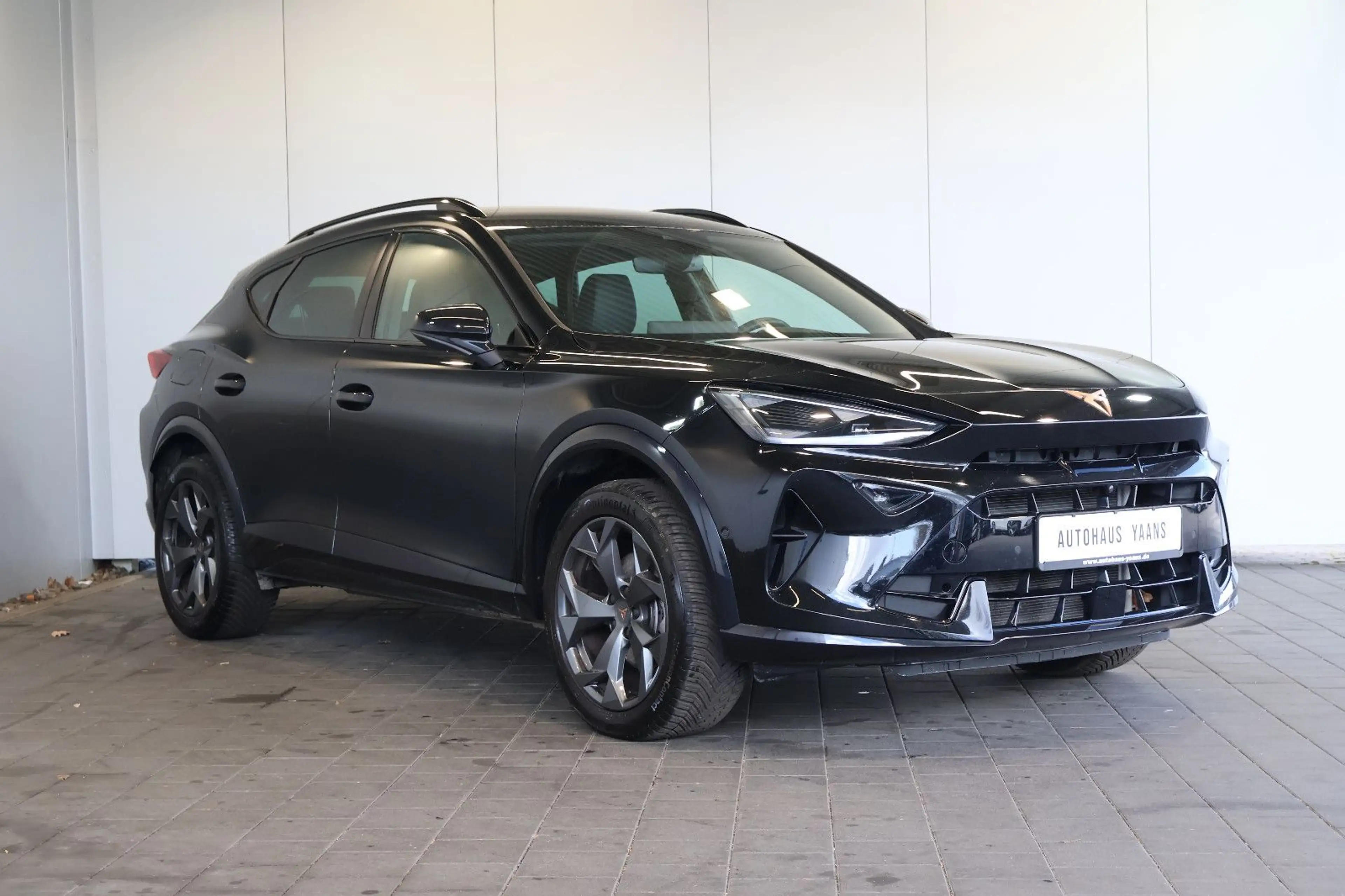 CUPRA Formentor 1.5 eTSI SENNHEISER+ACC+360°+KEY+18" — photo 3