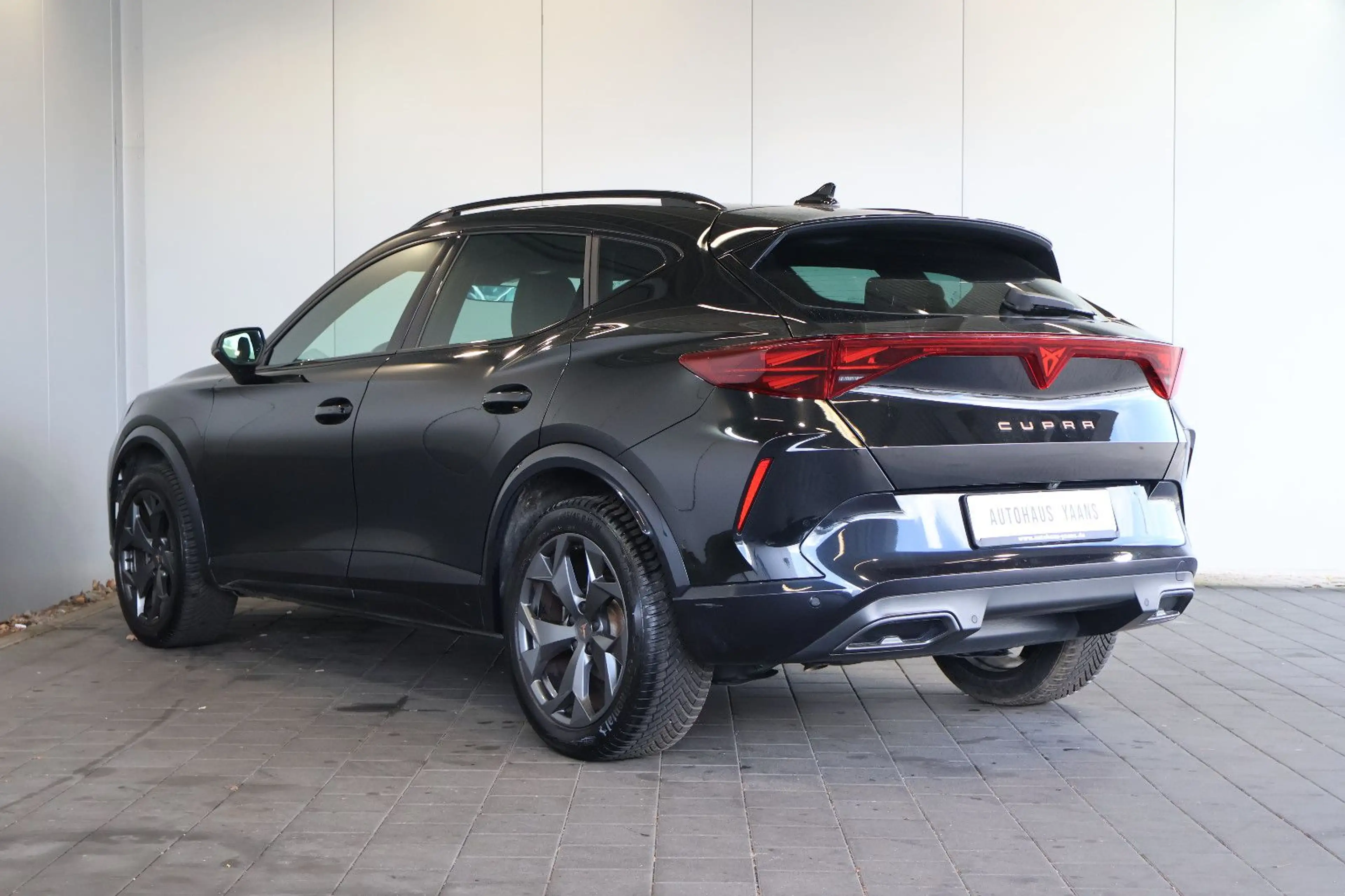 CUPRA Formentor 1.5 eTSI SENNHEISER+ACC+360°+KEY+18" — photo 6