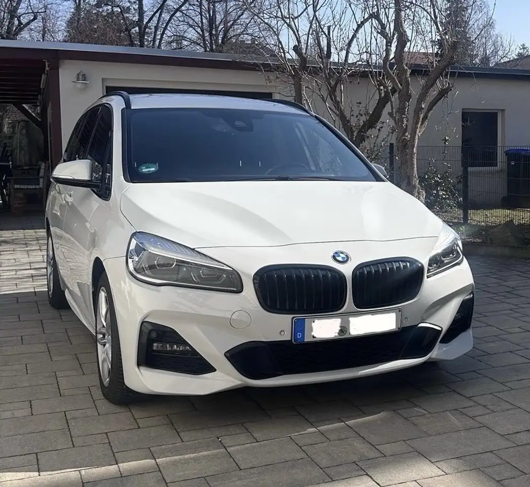 BMW 220