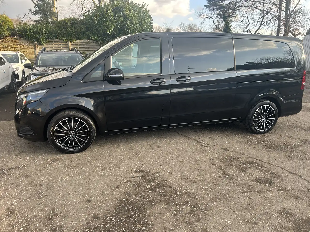 Mercedes-Benz V 200