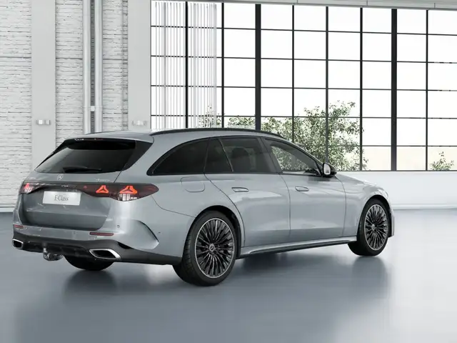 Mercedes-Benz E 300 de 4MATIC T-Modell mit EQ Hybrid Technologie Öster Ansicht 13