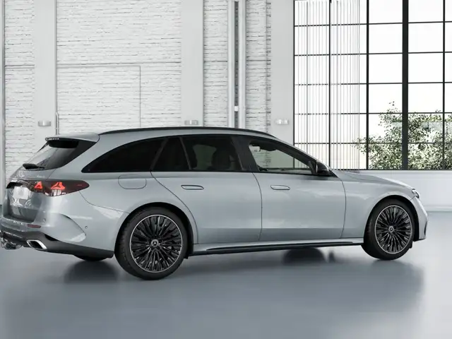 Mercedes-Benz E 300 de 4MATIC T-Modell mit EQ Hybrid Technologie Öster Ansicht 12