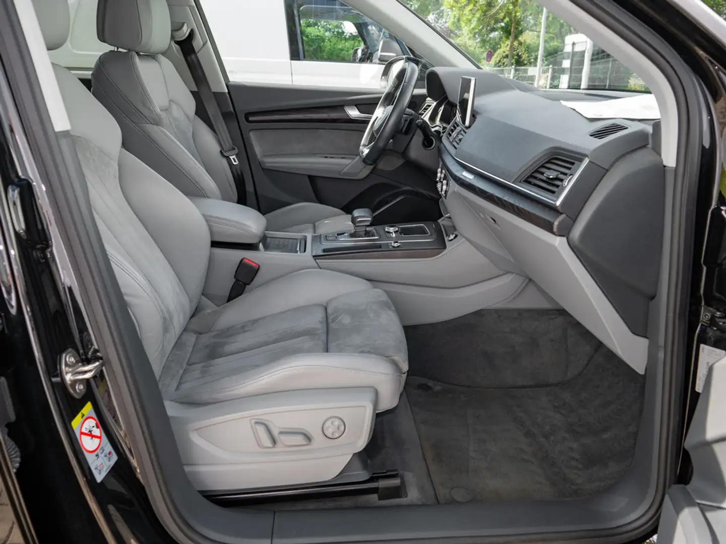 Audi Q5 45 TFSI quattro MATRIX LUTF STAND NAVI Schwarz - 2