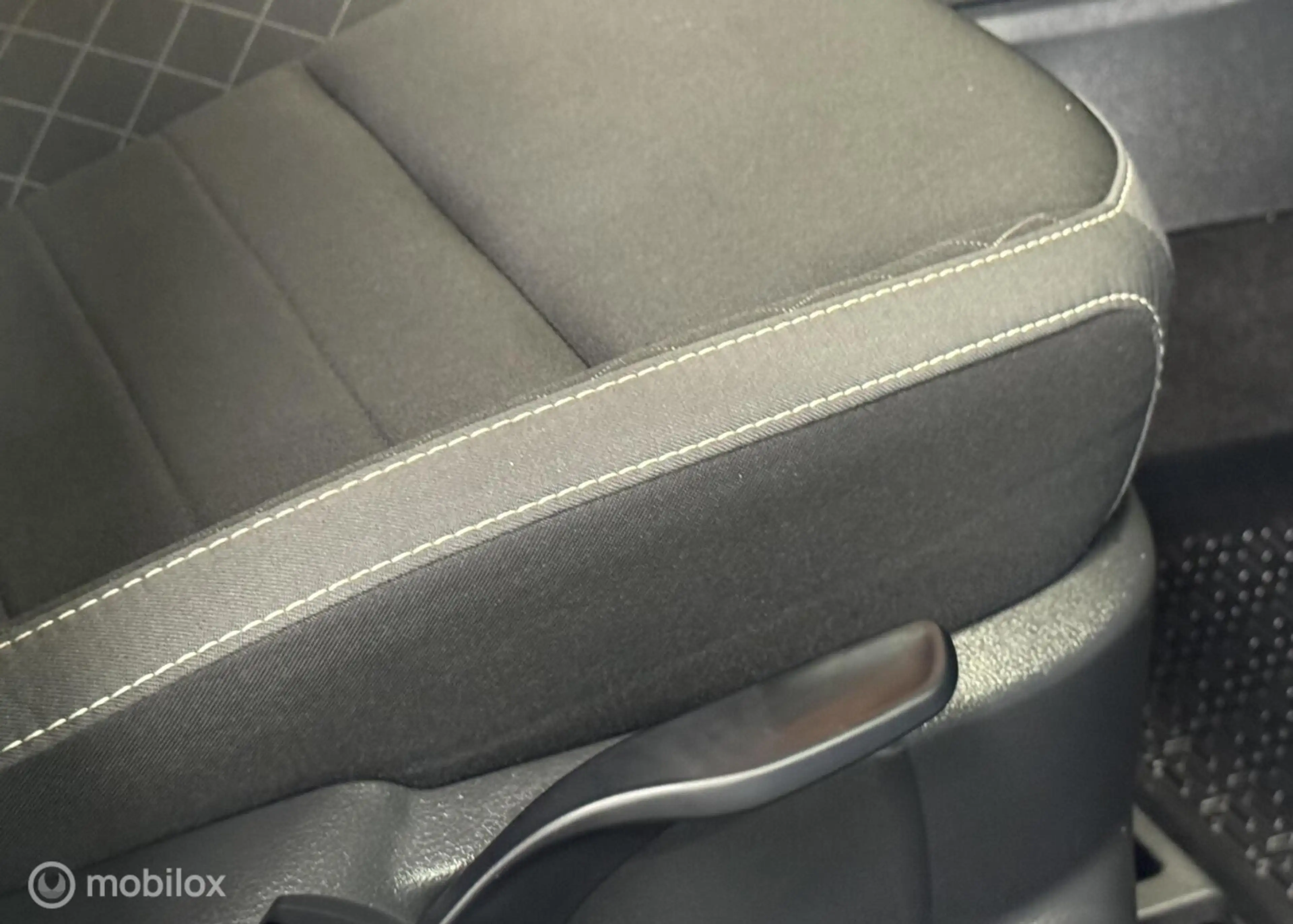 Skoda Fabia Combi 1.0 TSI Ambition [ Carplay parkpilot cruise — photo 26