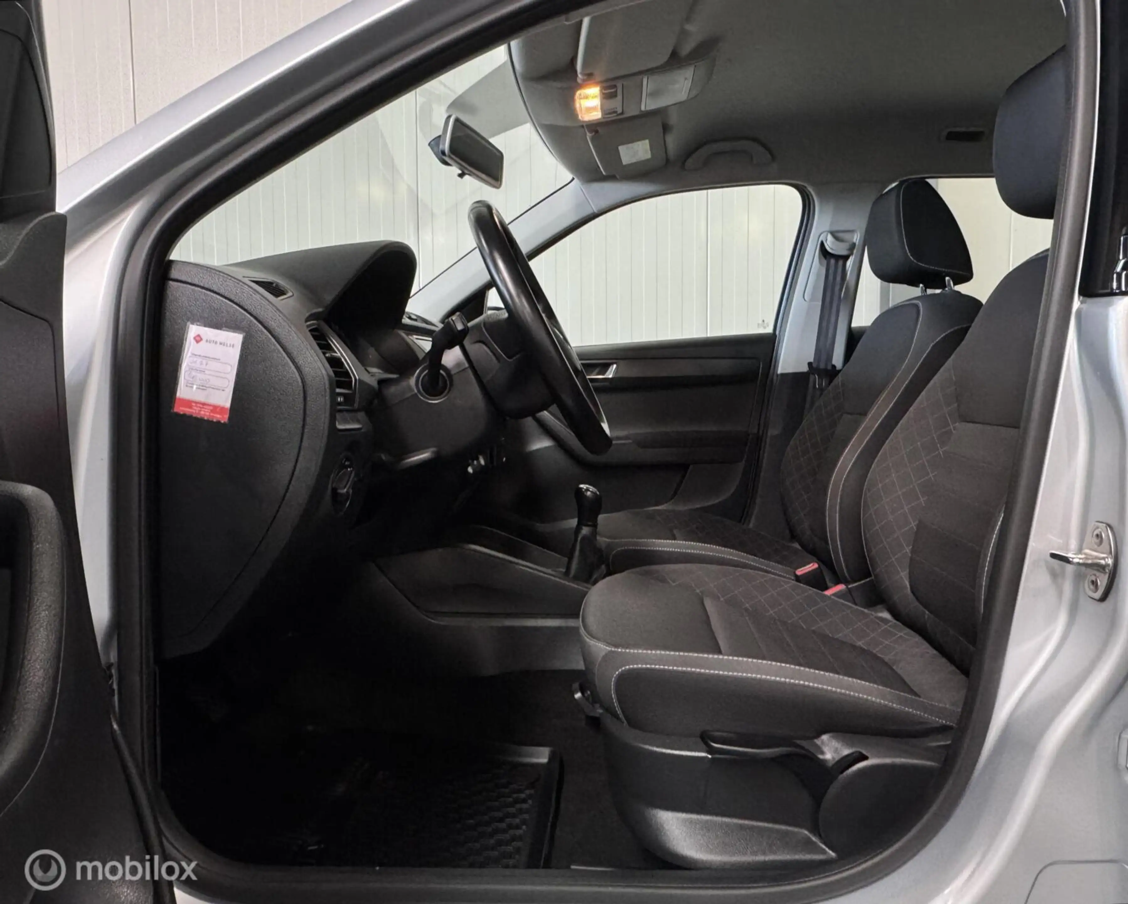 Skoda Fabia Combi 1.0 TSI Ambition [ Carplay parkpilot cruise — photo 28