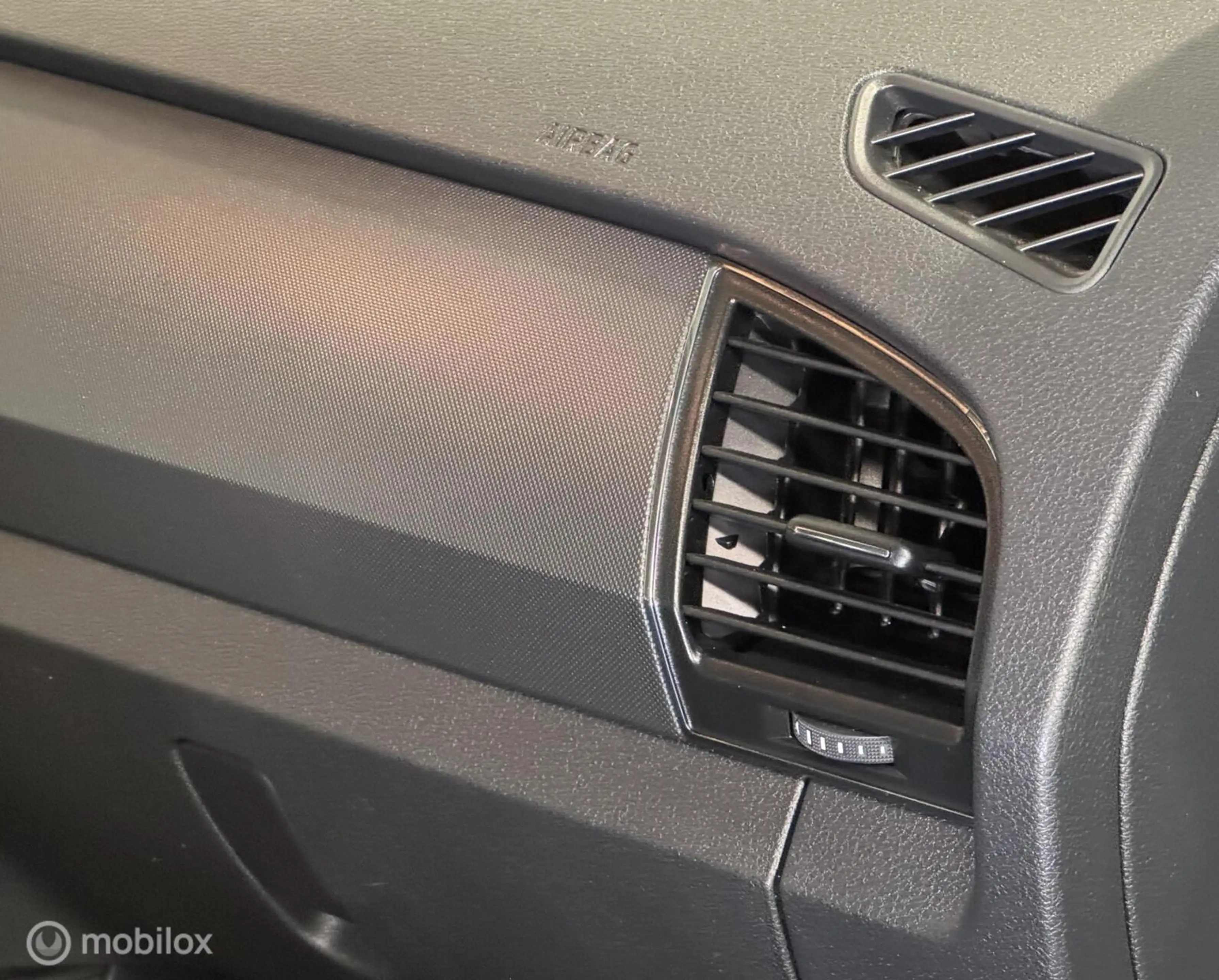 Skoda Fabia Combi 1.0 TSI Ambition [ Carplay parkpilot cruise — photo 29