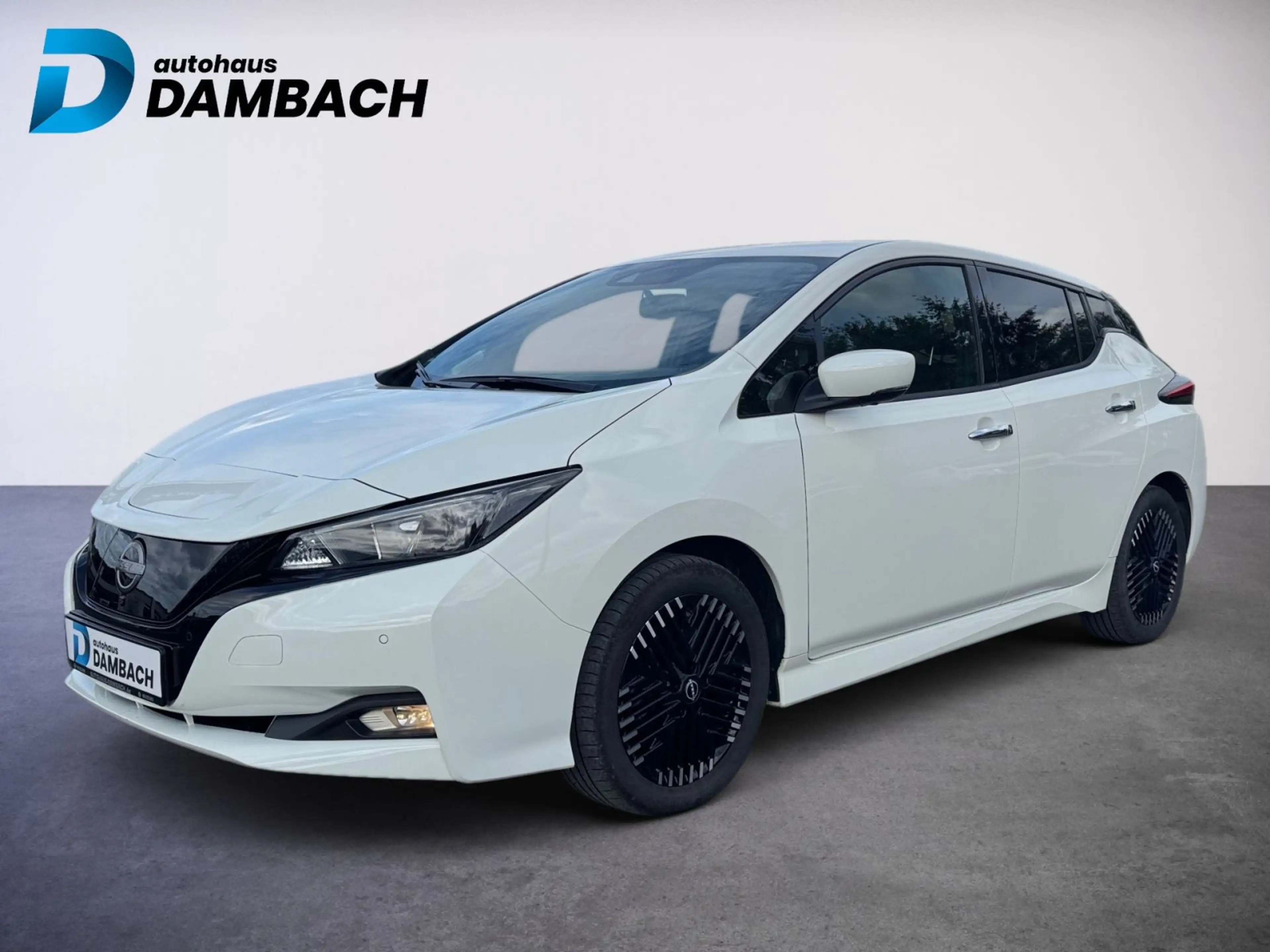 Nissan Leaf N-Connecta |40KwH|KAMERA|SHZ|LHZ|KAMERA|