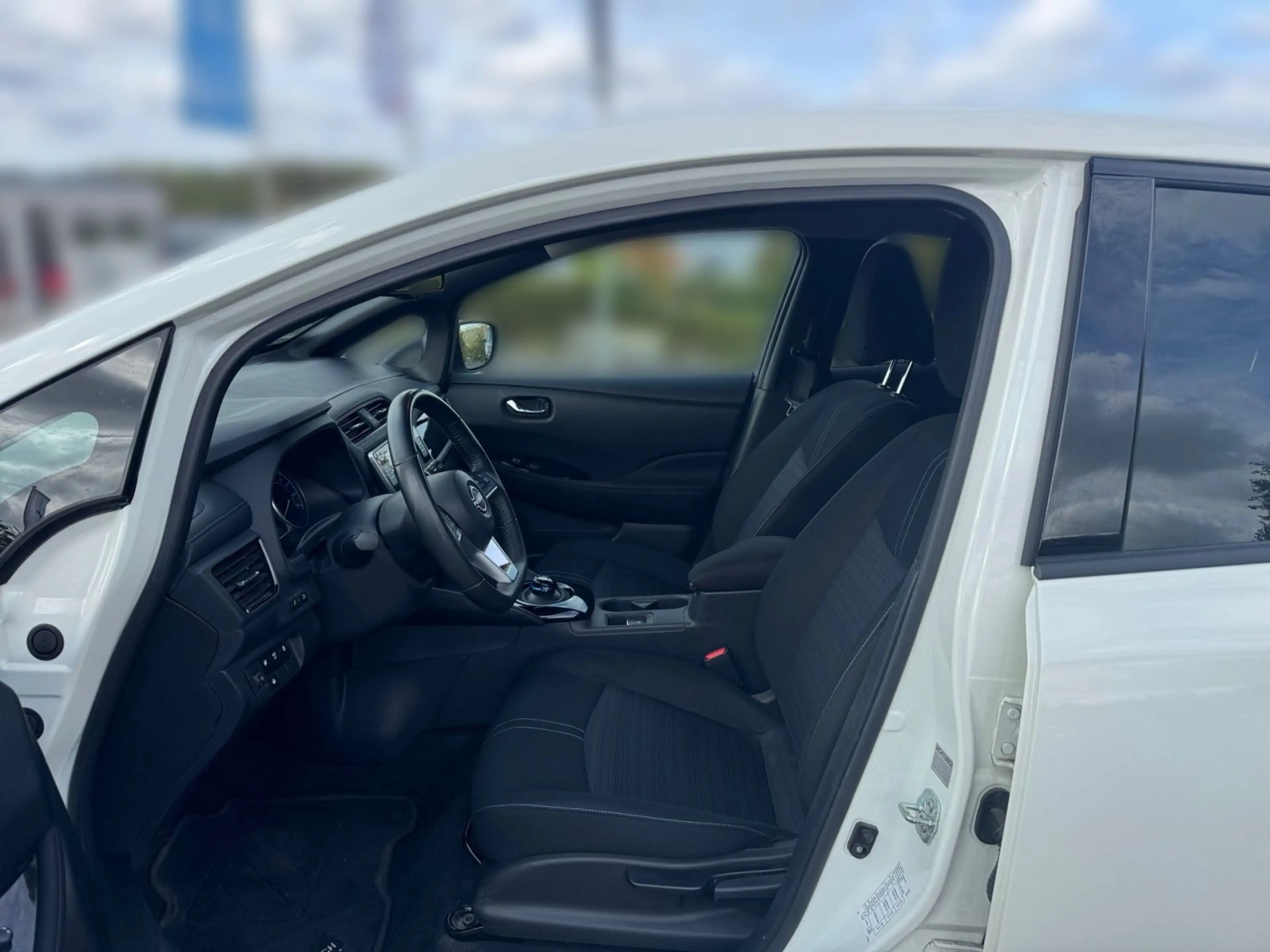 Nissan Leaf N-Connecta |40KwH|KAMERA|SHZ|LHZ|KAMERA| — photo 7