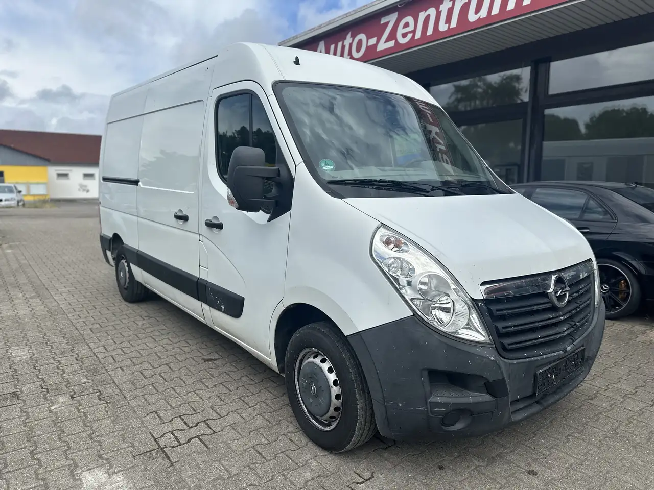 Opel Movano