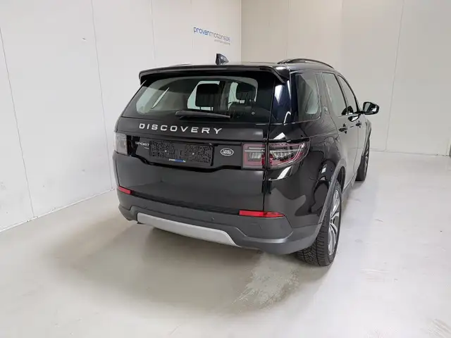 Land Rover Discovery Sport view 24