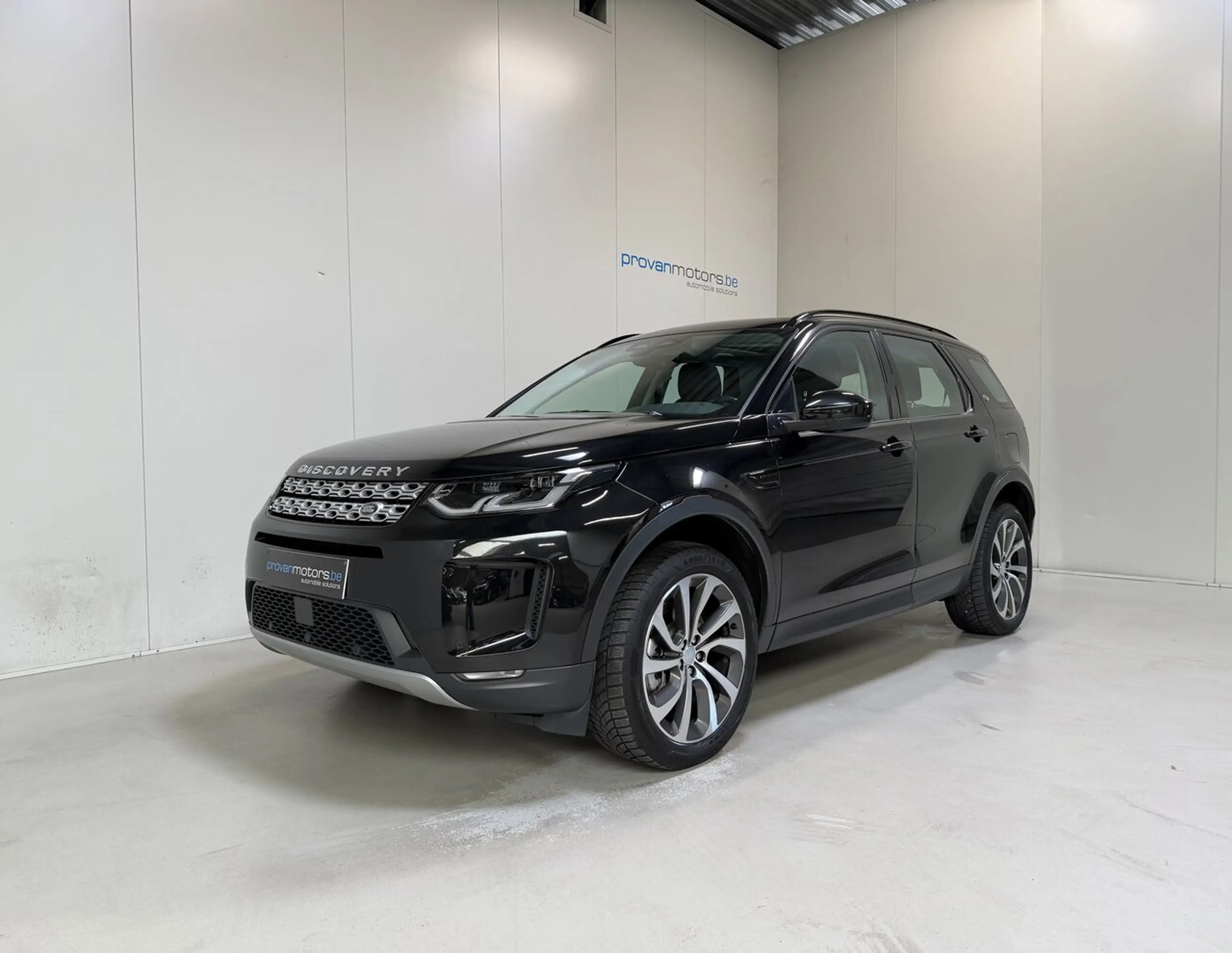 Land Rover Discovery Sport P300e Plug-in Hybrid - Pano - Topstaat! 1Ste Eig!