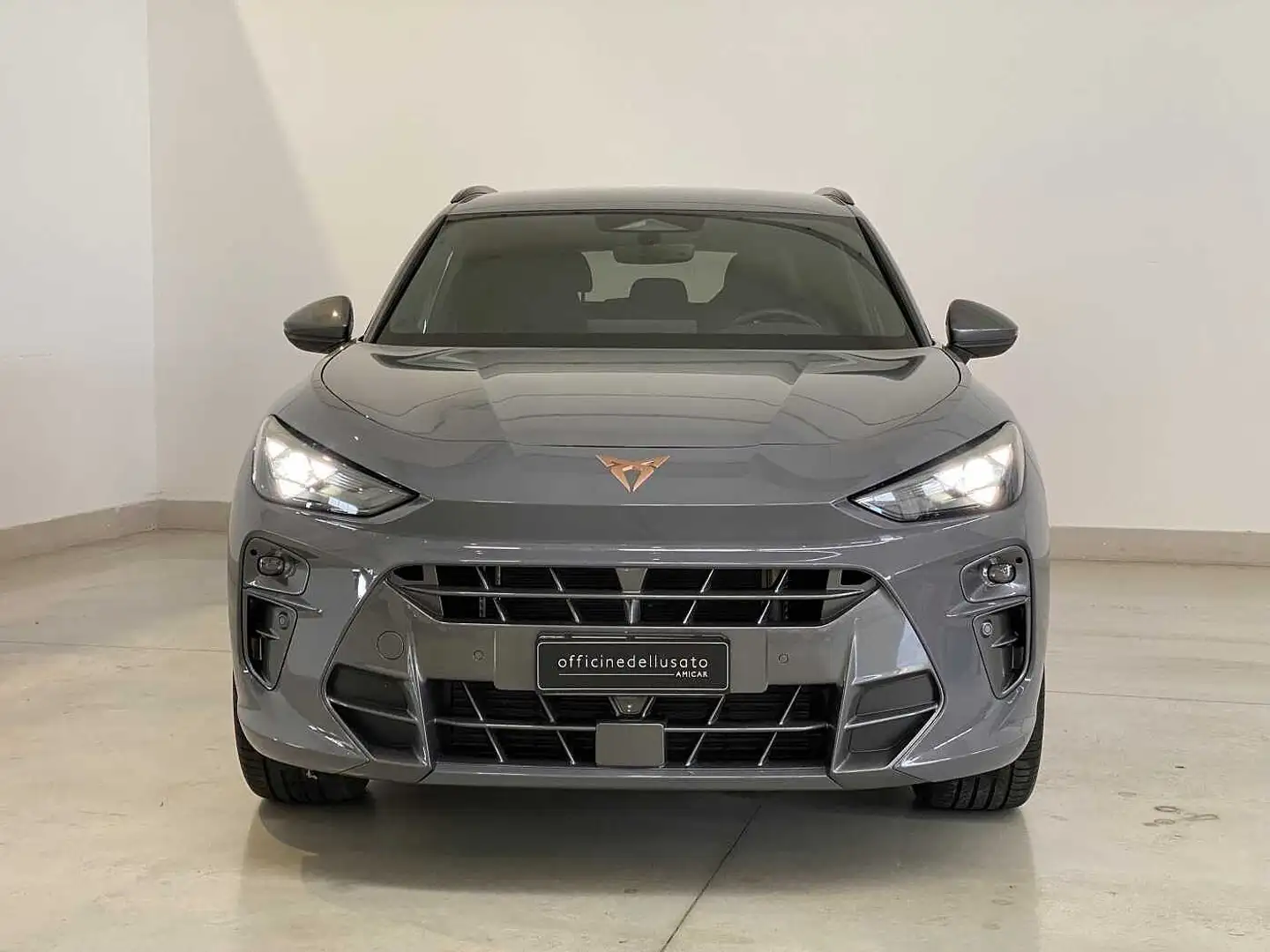 CUPRA Terramar 1.5 e-Hybrid DSG Grijs - 2