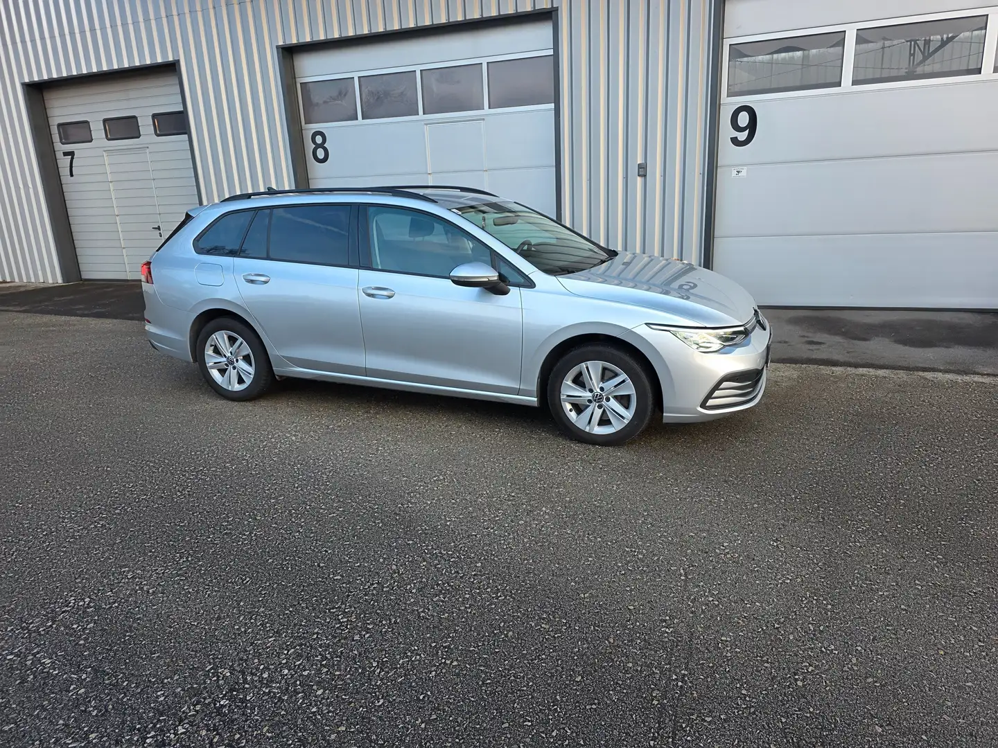 Volkswagen Golf Variant life Grau - 2