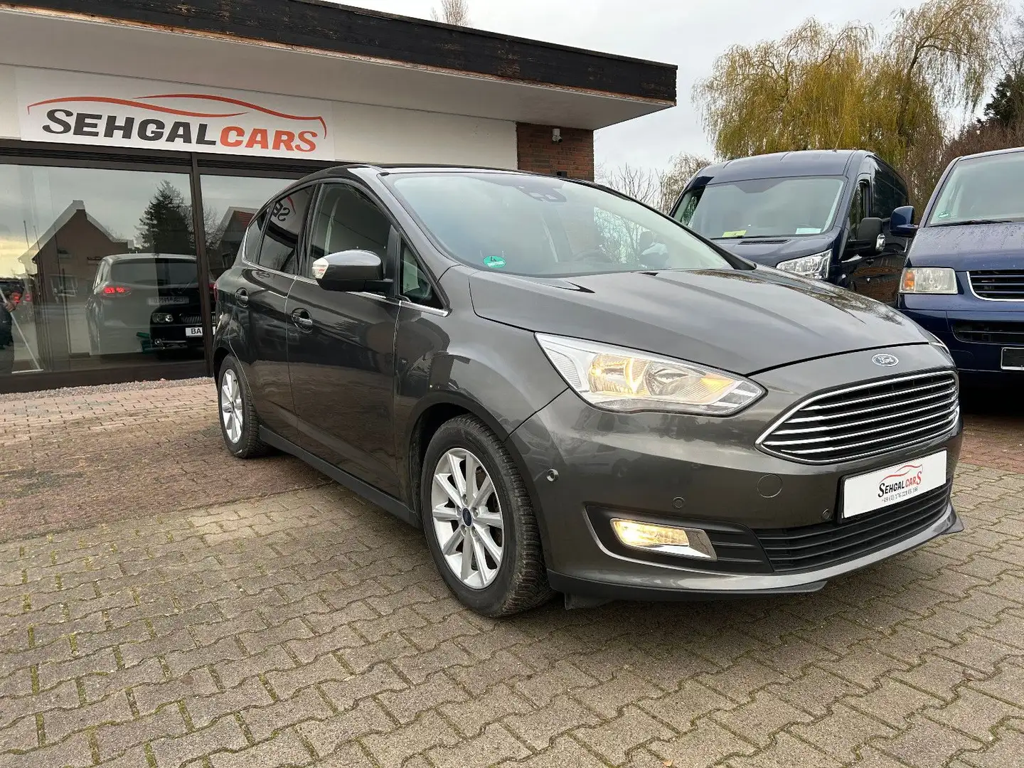Ford C-Max C-MAX 1,0 EcoBoost Titanium Navi*Klima*Parkpilot Grau - 1