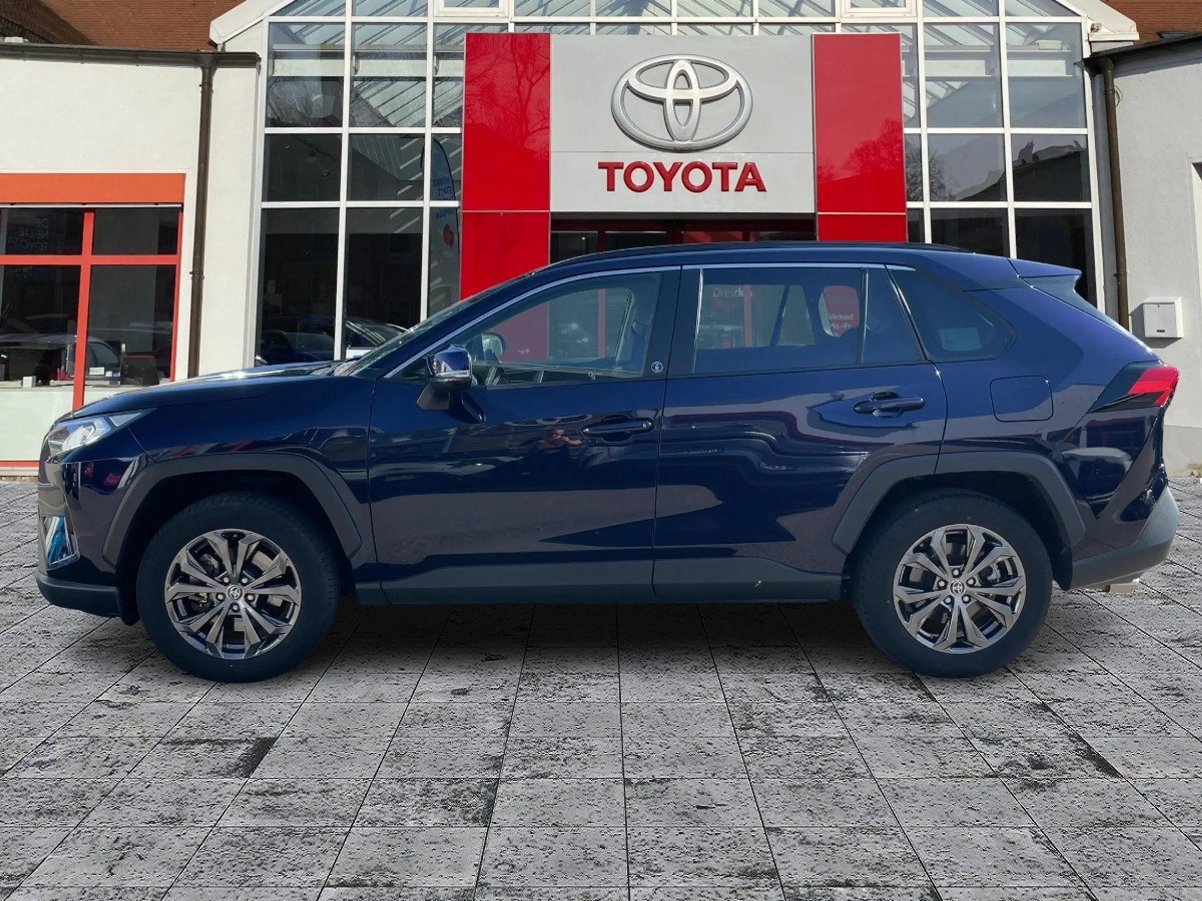 Toyota RAV 4 RAV4 2.5 D Team Deutschland ACC+LED+Navi+SHZ+LM — photo 5