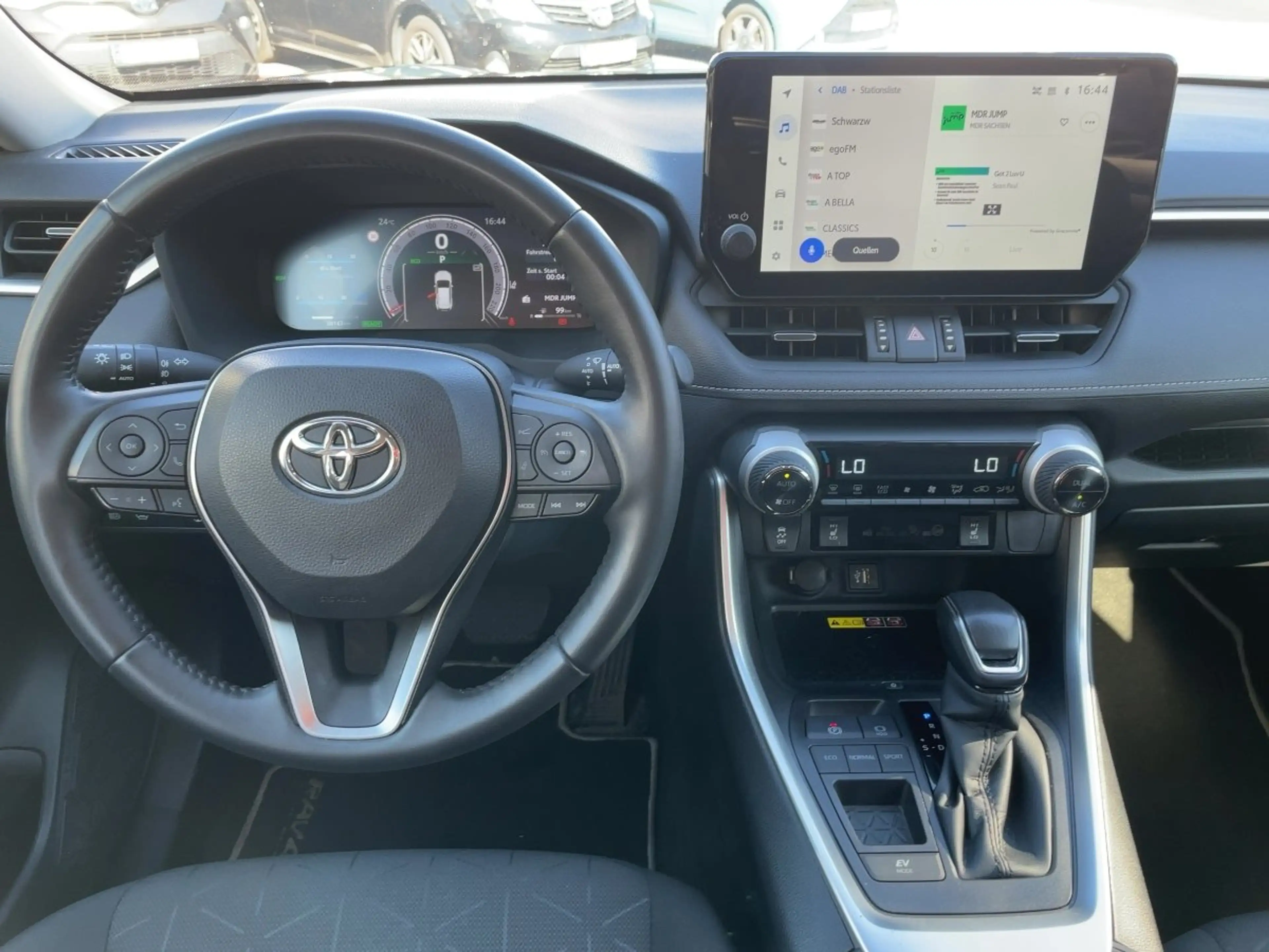 Toyota RAV 4 RAV4 2.5 D Team Deutschland ACC+LED+Navi+SHZ+LM — photo 12