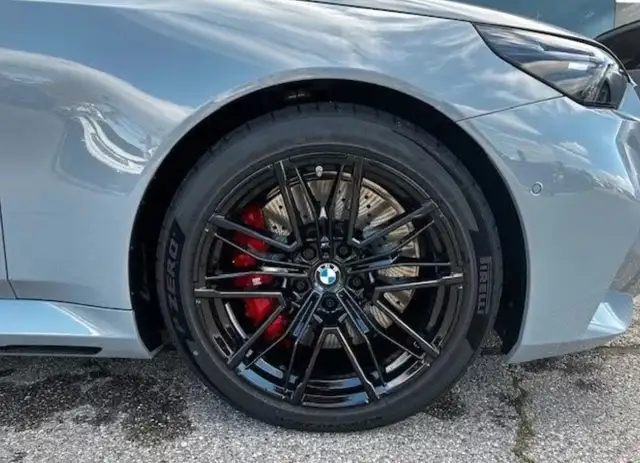 BMW M5 M5 Touring MDriverPackAHKPanB&W Ansicht 10