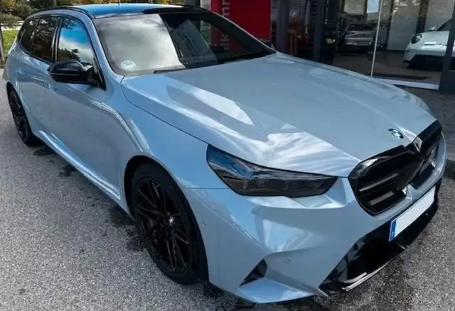 BMW M5 M5 Touring MDriverPackAHKPanB&W Ansicht 4