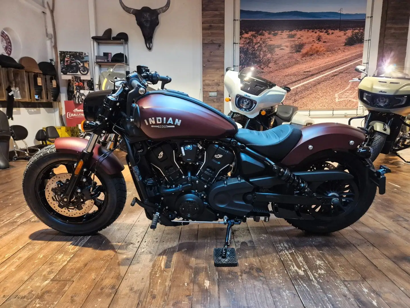 Indian Scout Bobber + Vorteilspaket  1.000€/1,99 % Rojo - 1