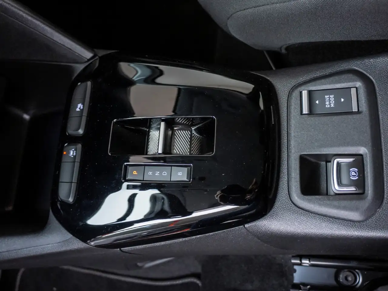 Opel Corsa-e F e Edition Automatik PDC Apple Carplay (83) 24
