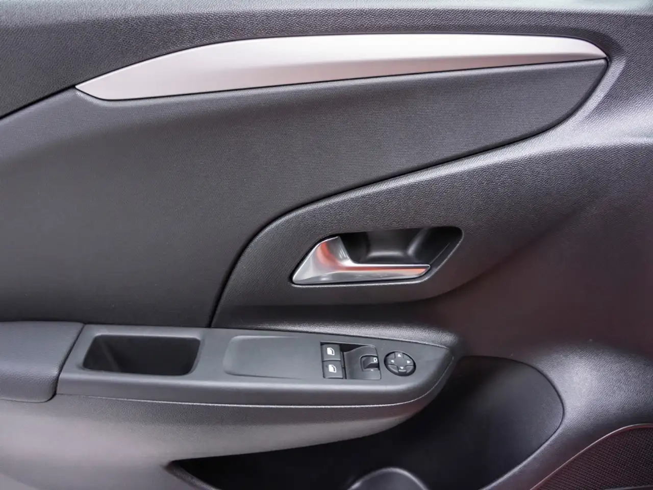 Opel Corsa-e F e Edition Automatik PDC Apple Carplay (83) 6