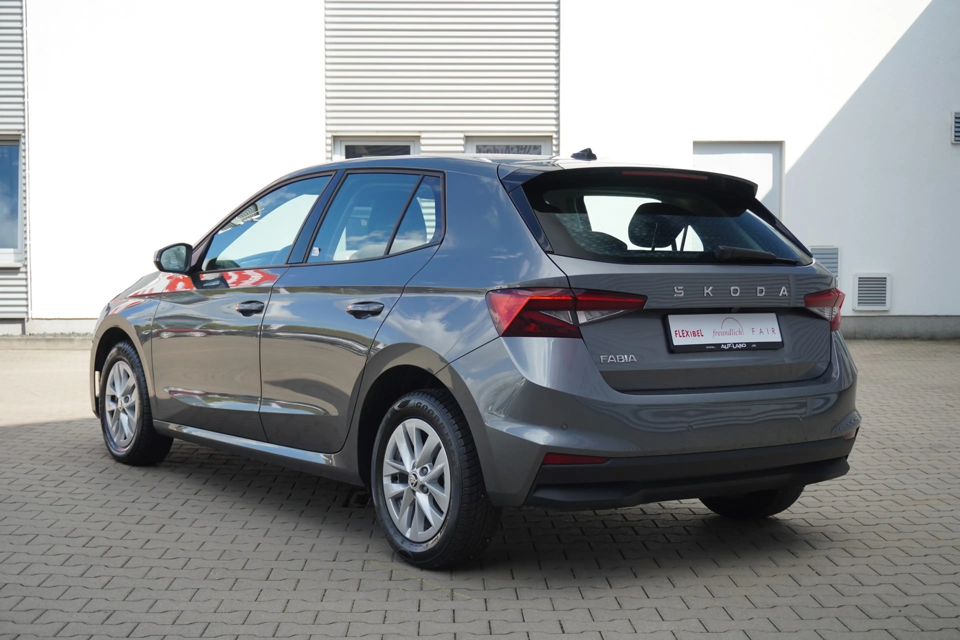 Skoda Fabia 1.0 TSI LED Sitzheizung Tempomat — photo 7