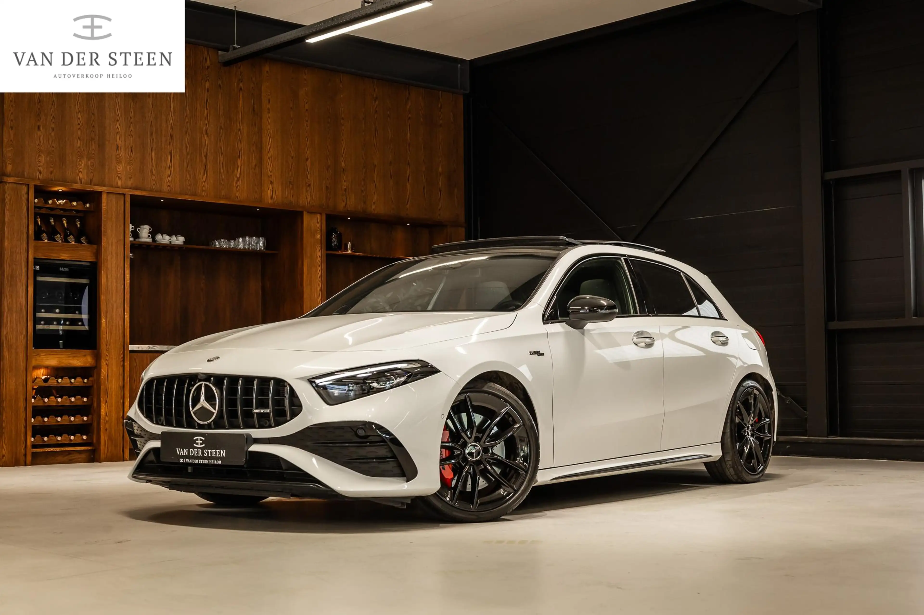 Mercedes-Benz A 35 AMG 4MATIC