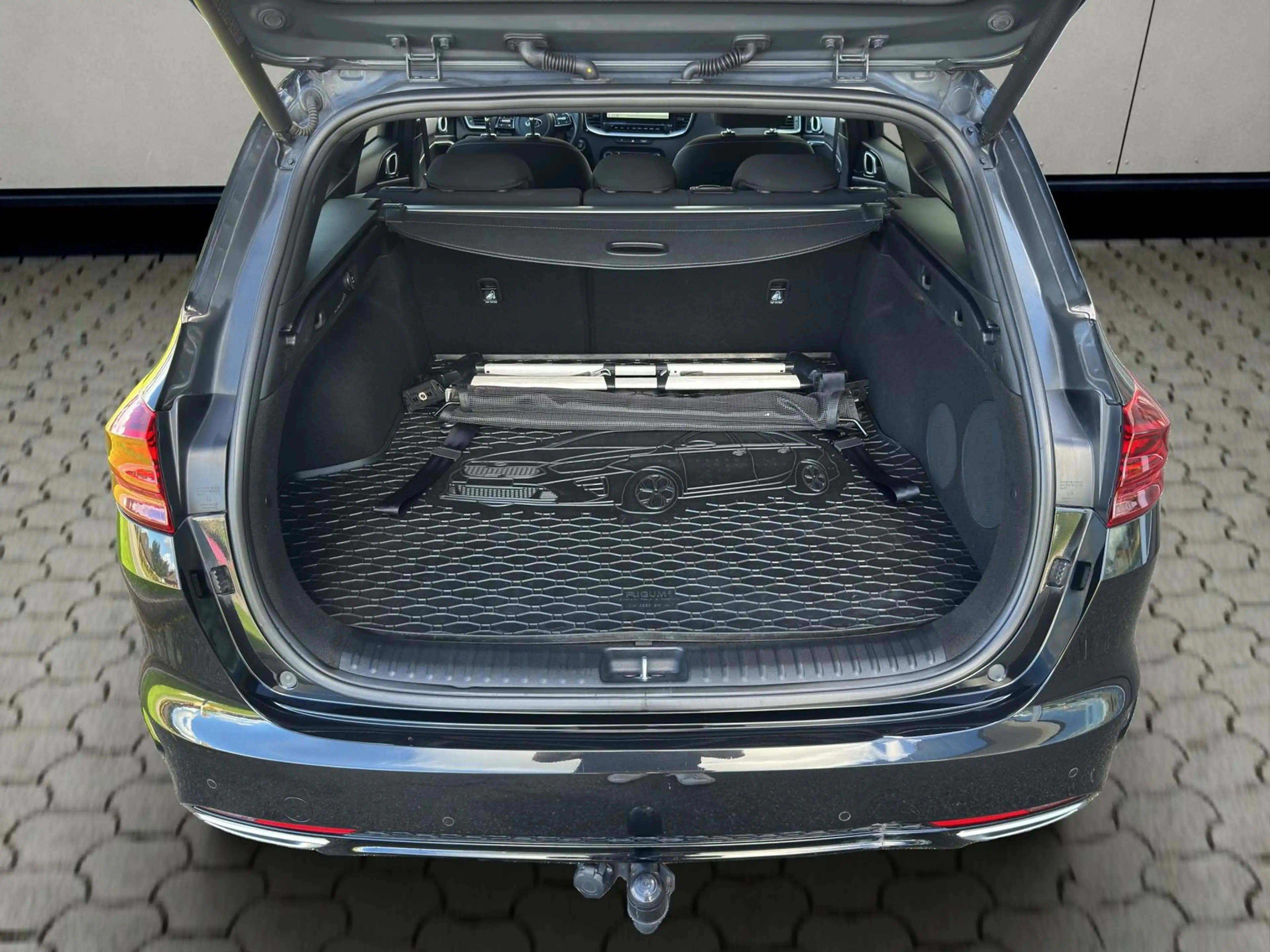 Kia Ceed SW / cee'd SW GT Line 1.5T-GDI AHK Kamera JBL — photo 9