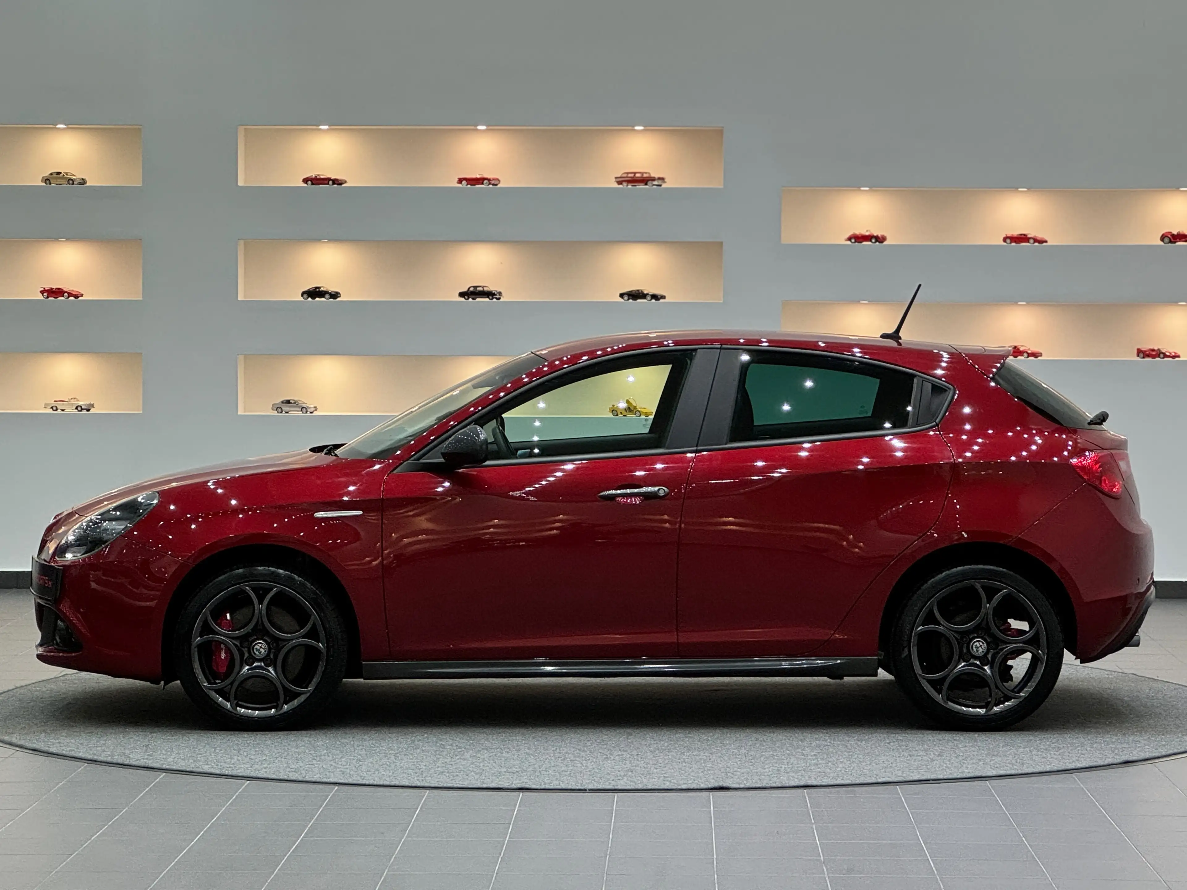 Alfa Romeo Giulietta Executive 1.4 Turbo *1. Besitz* — photo 2
