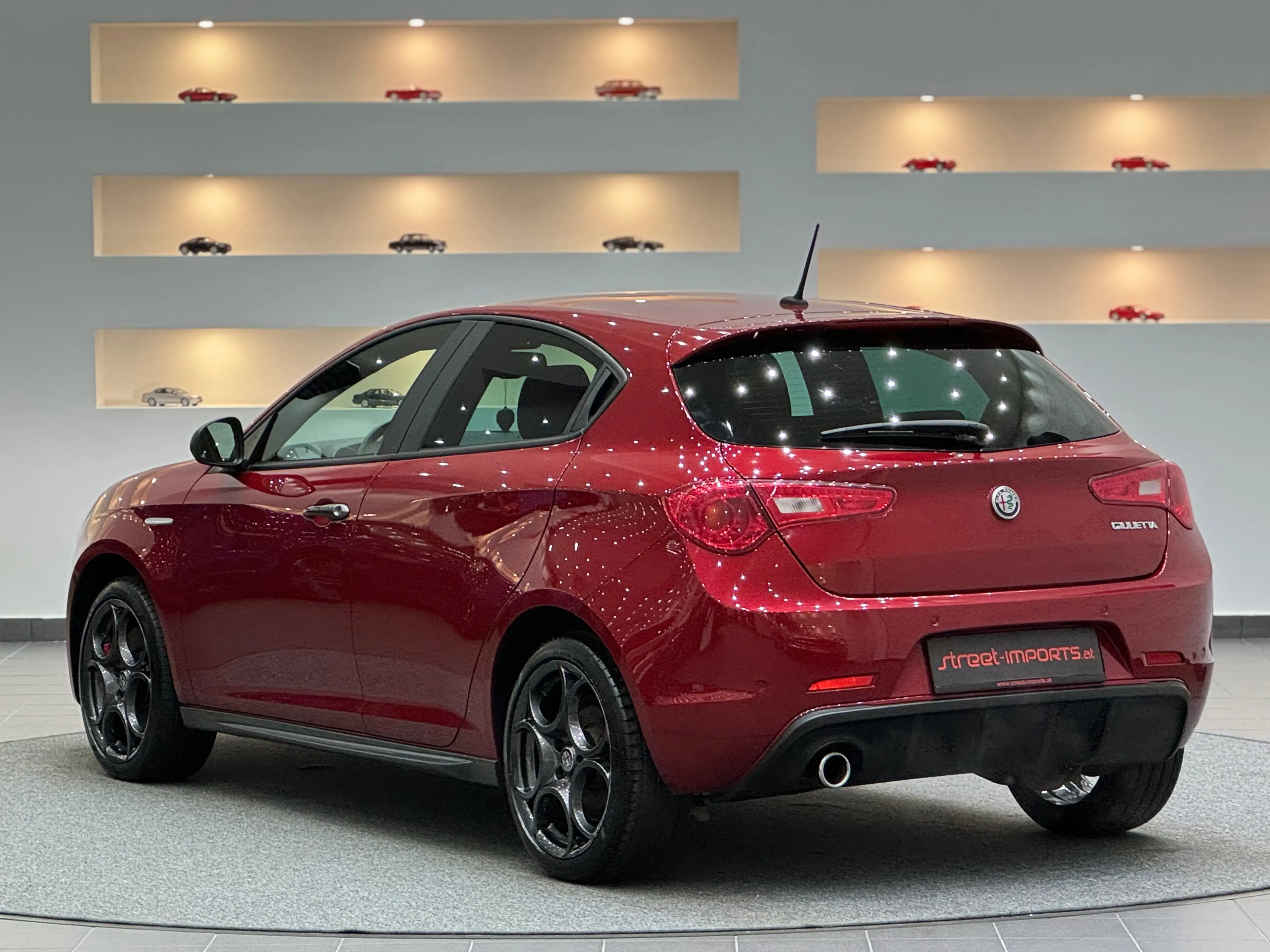 Alfa Romeo Giulietta Executive 1.4 Turbo *1. Besitz* — photo 3