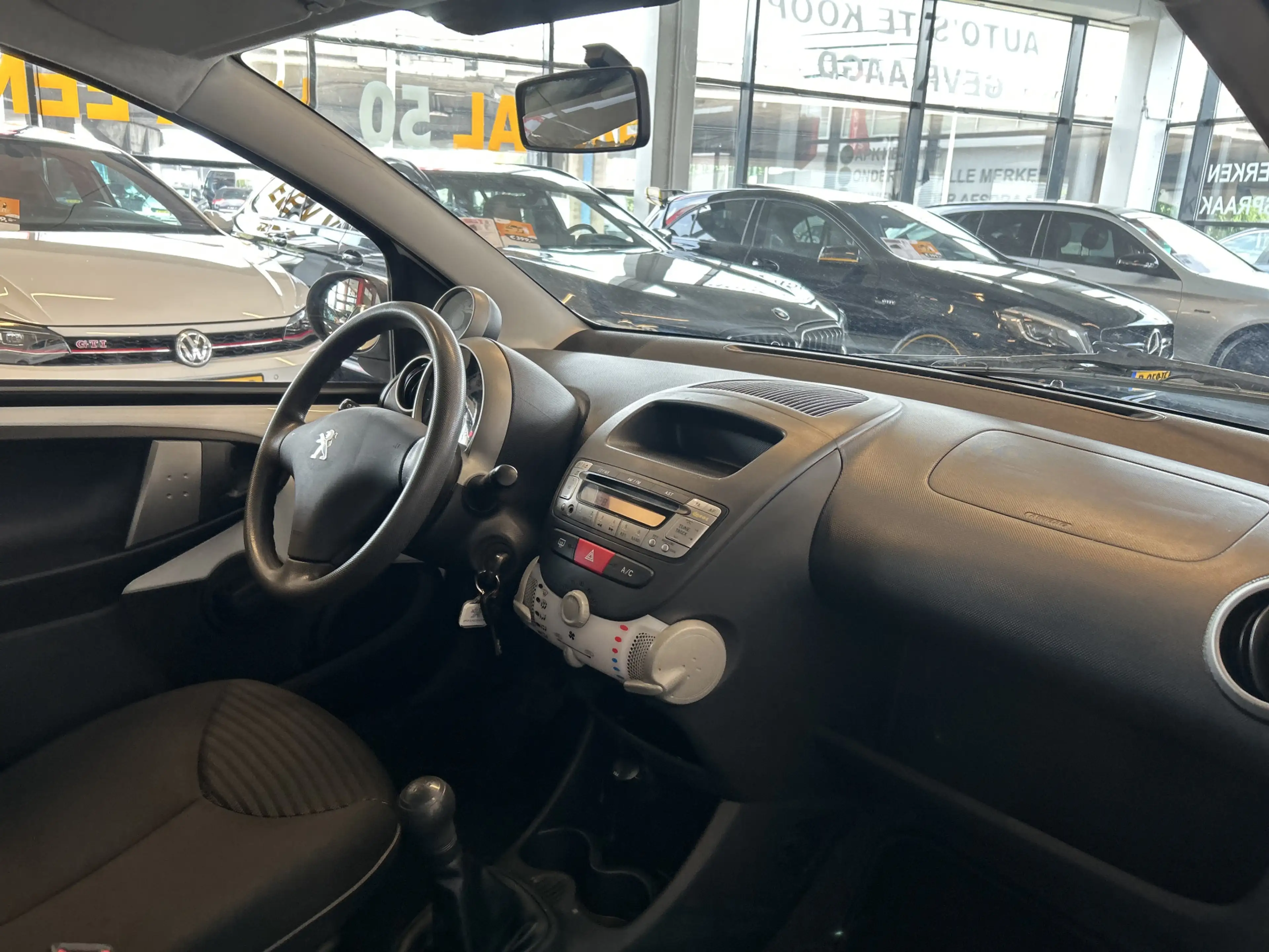 Peugeot 107 1.0 Active | Airco | LED Dagrijverlichting | Origi — photo 2
