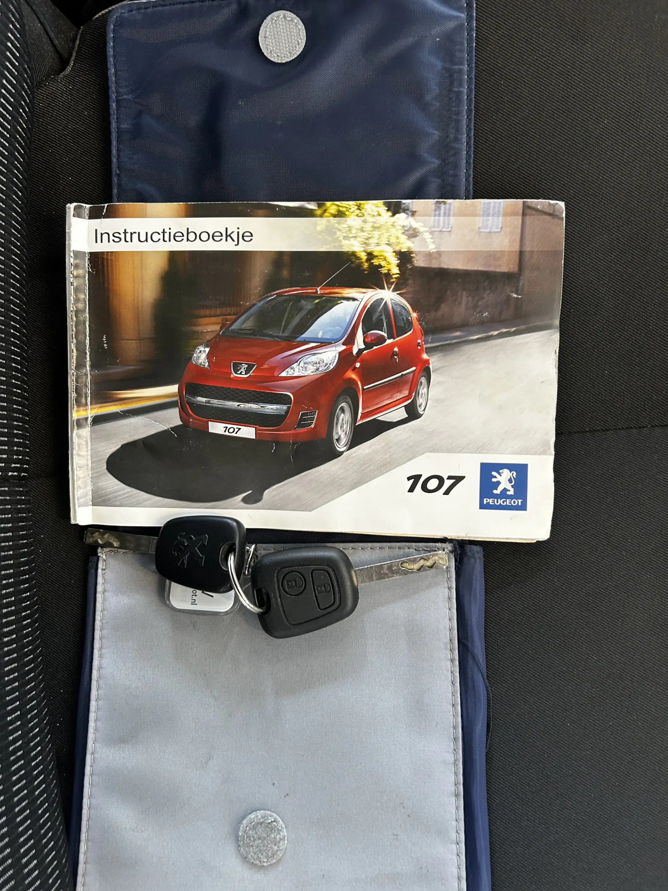 Peugeot 107 1.0 Active | Airco | LED Dagrijverlichting | Origi — photo 3