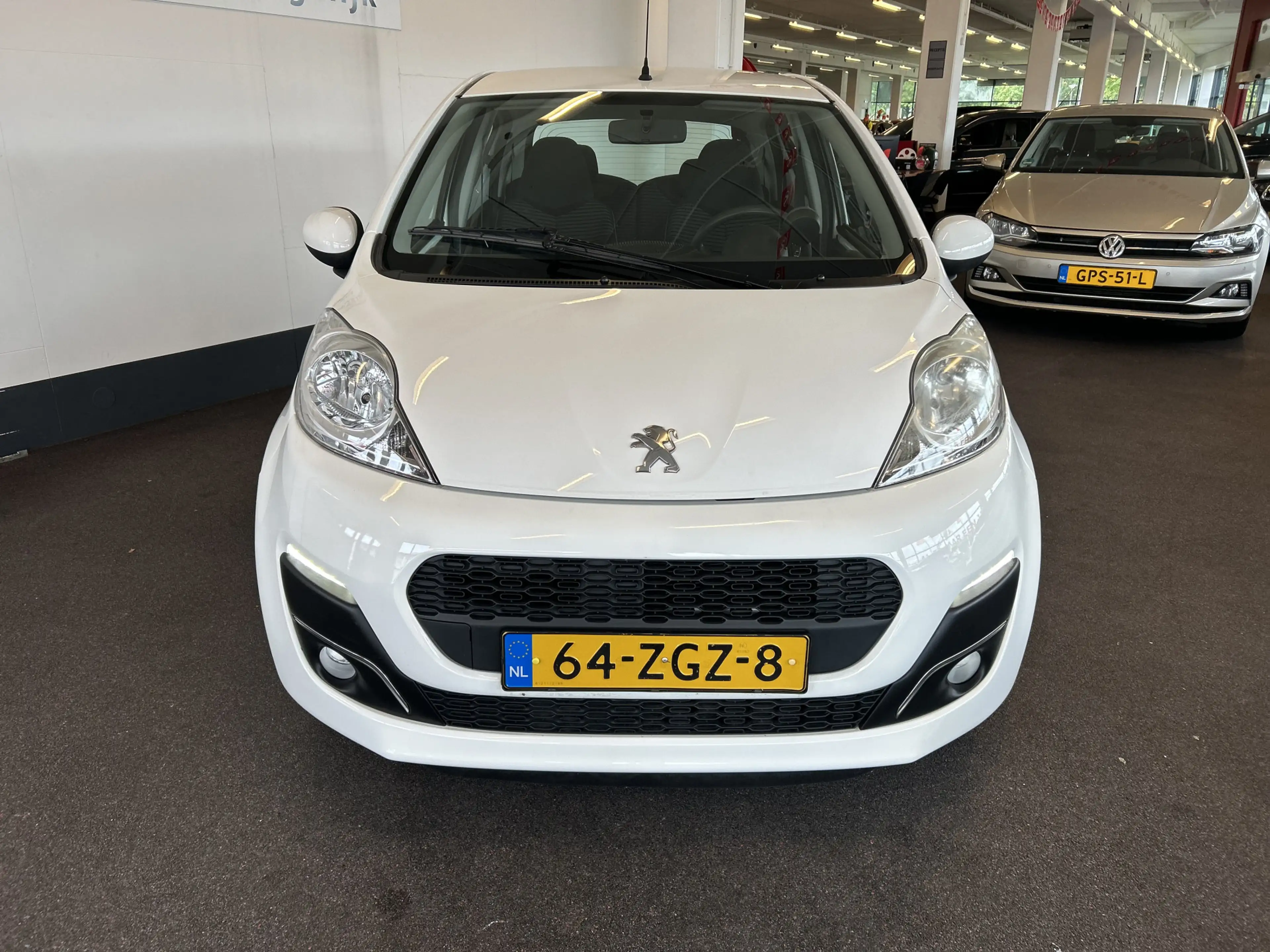 Peugeot 107 1.0 Active | Airco | LED Dagrijverlichting | Origi — photo 4