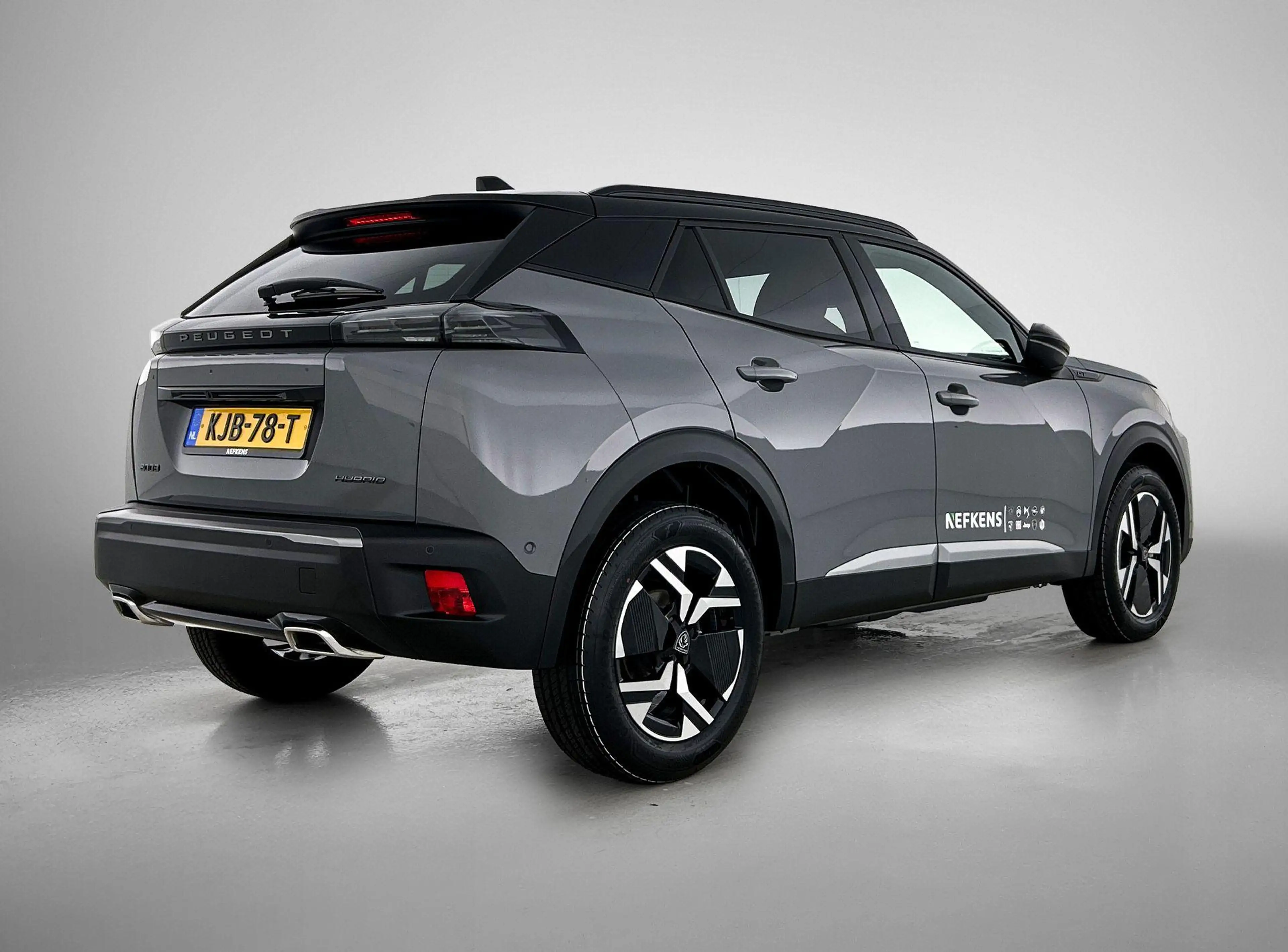 Peugeot 2008 1.2 Hybrid 145 GT — photo 5