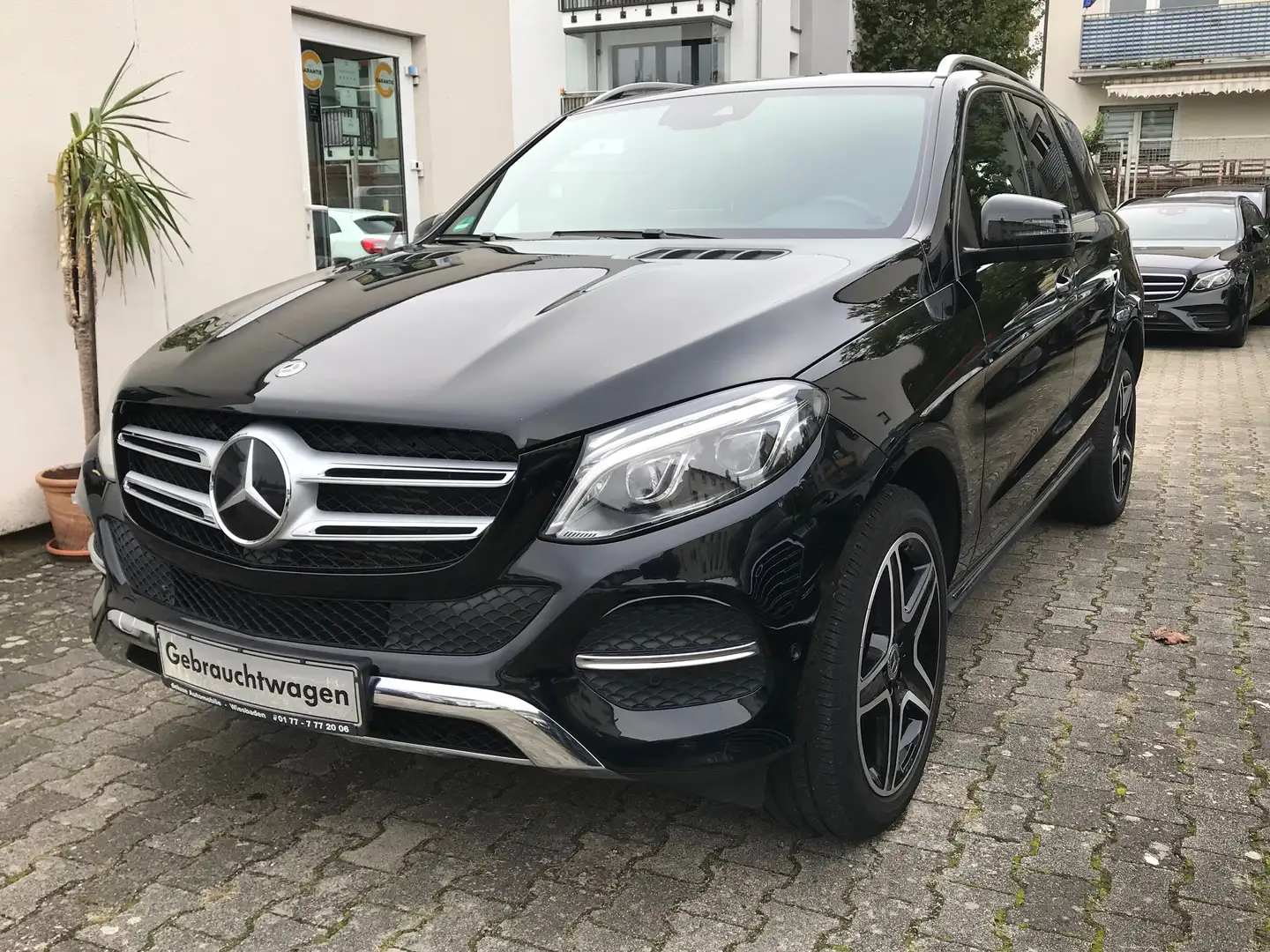 Mercedes-Benz GLE 350 d 4Matic 9G-TRONIC AMG ALUS*WENIG KM*MB SCHECKHEFT Noir - 2