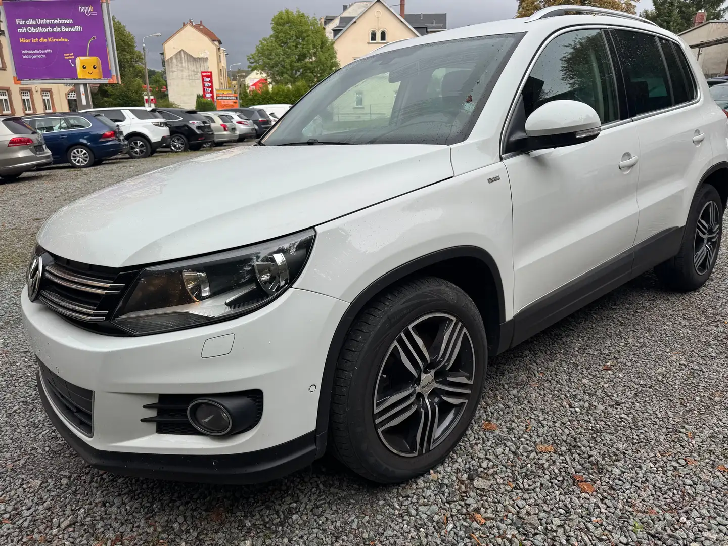 Volkswagen Tiguan Tiguan 2.0 TDI DPF BlueMotion Technology Cup Weiß - 2