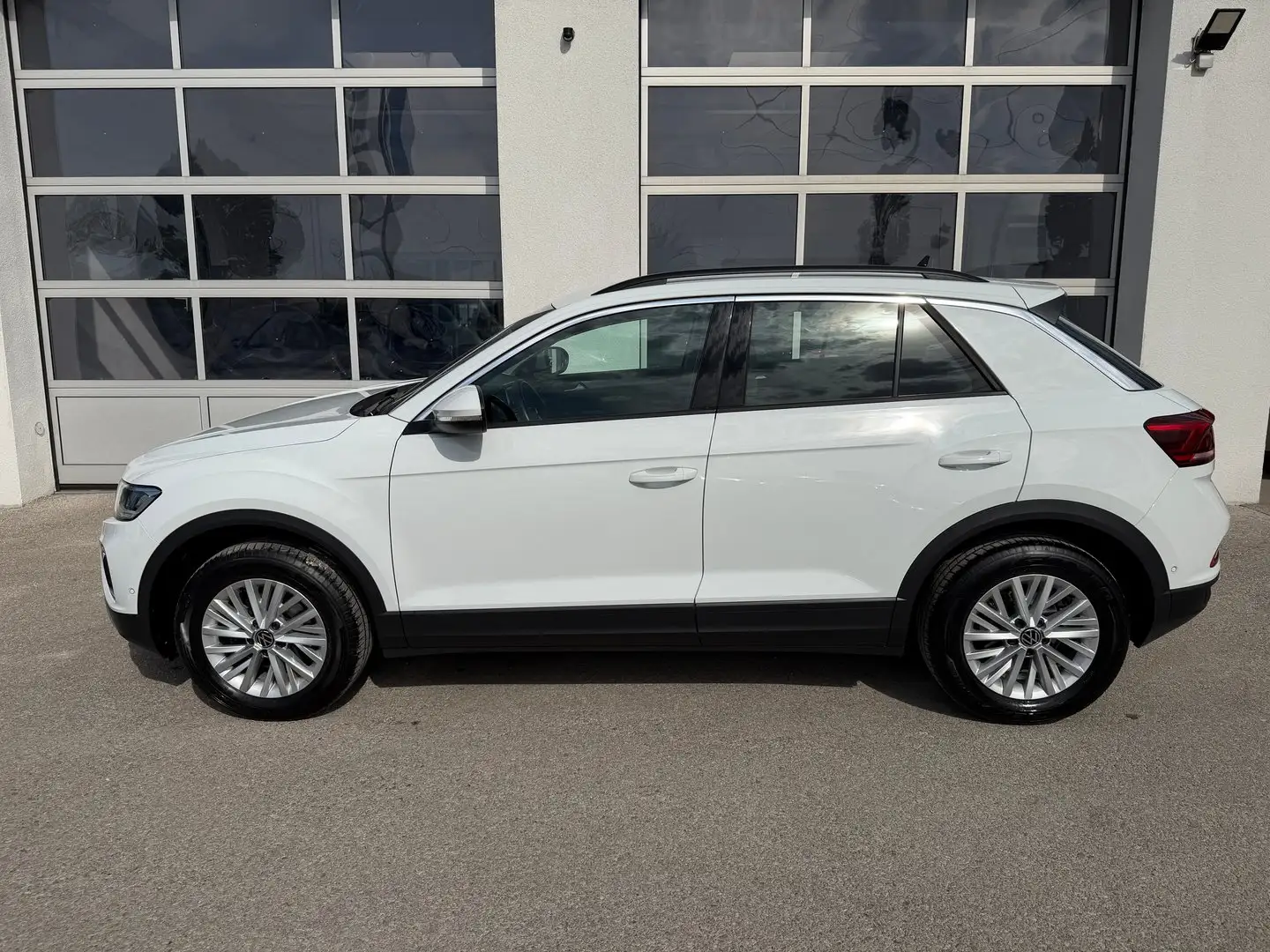 Volkswagen T-Roc Life TSI DSG Weiß - 2